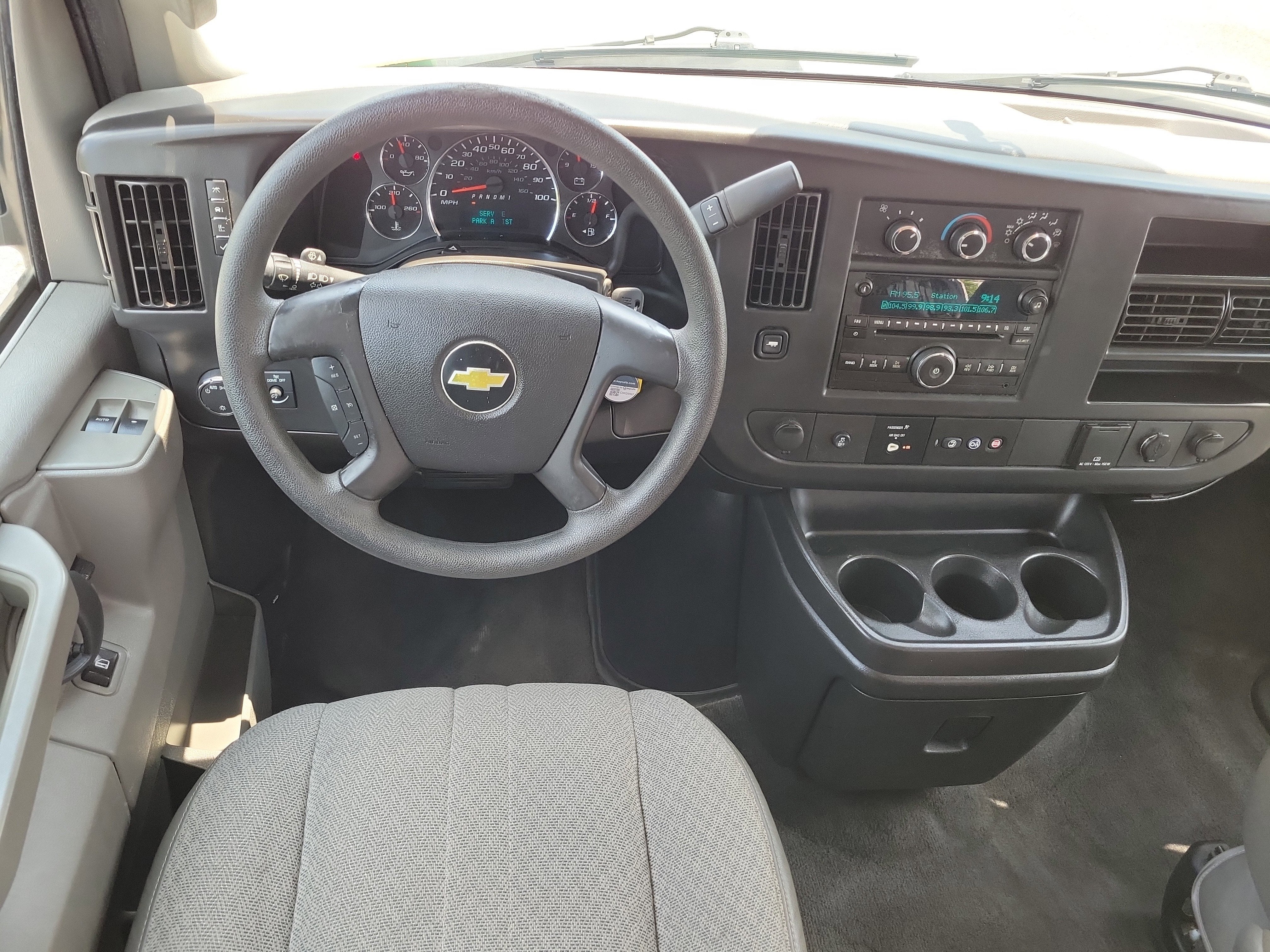 2016 Chevrolet Express Passenger LT