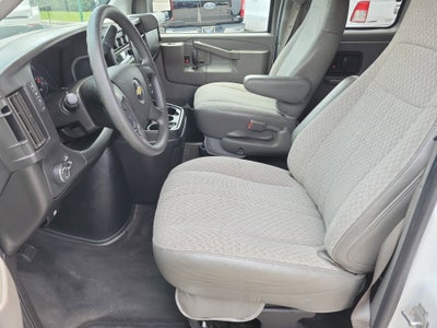 2016 Chevrolet Express Passenger LT