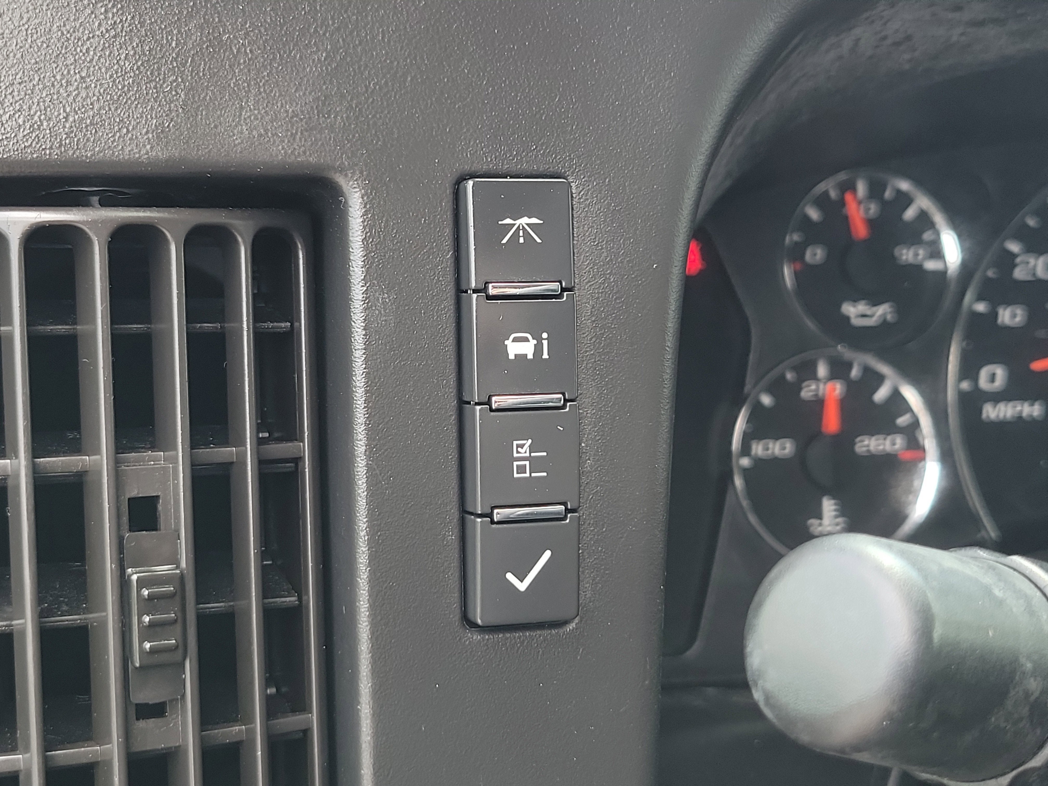 2016 Chevrolet Express Passenger LT