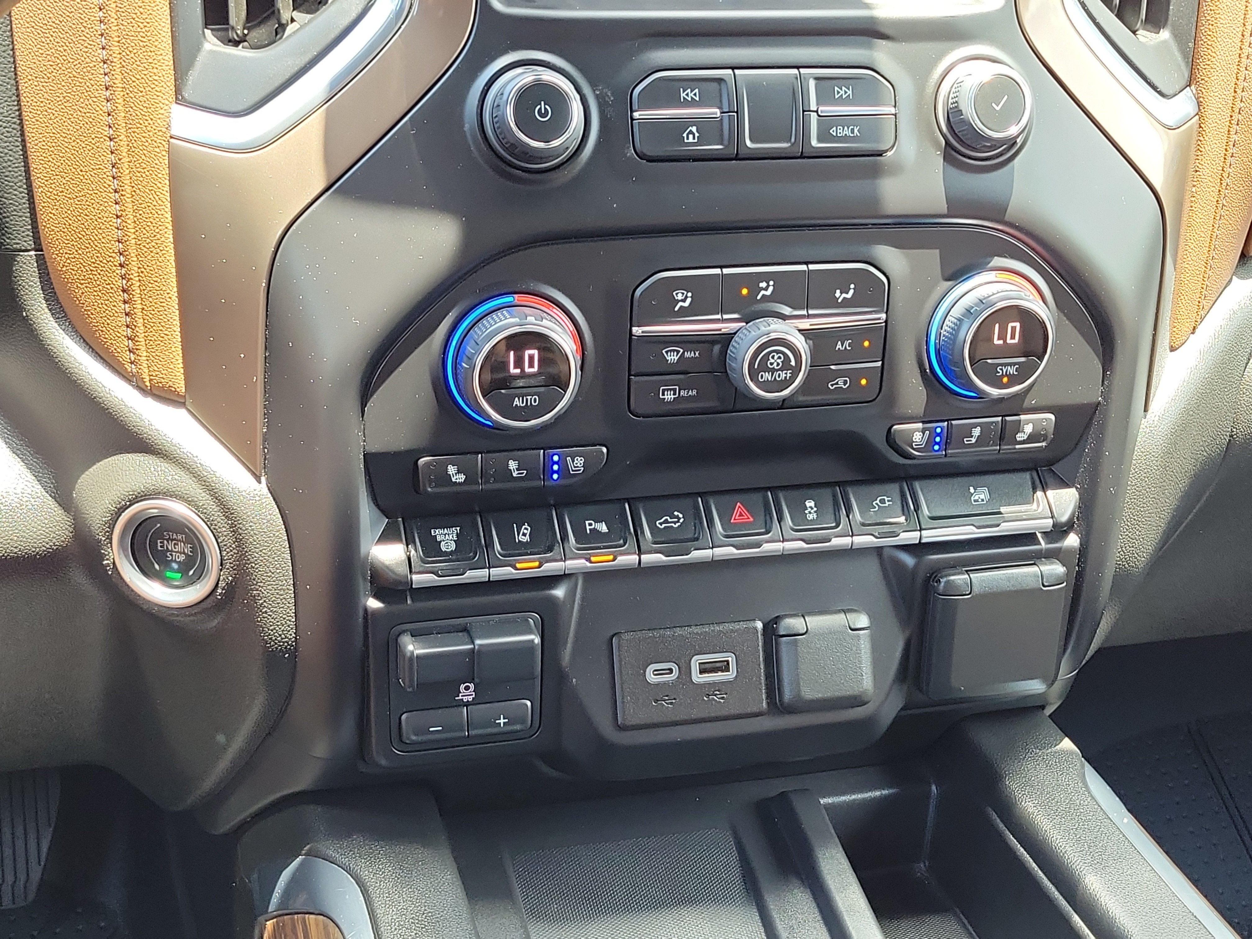 2022 Chevrolet Silverado 3500HD High Country
