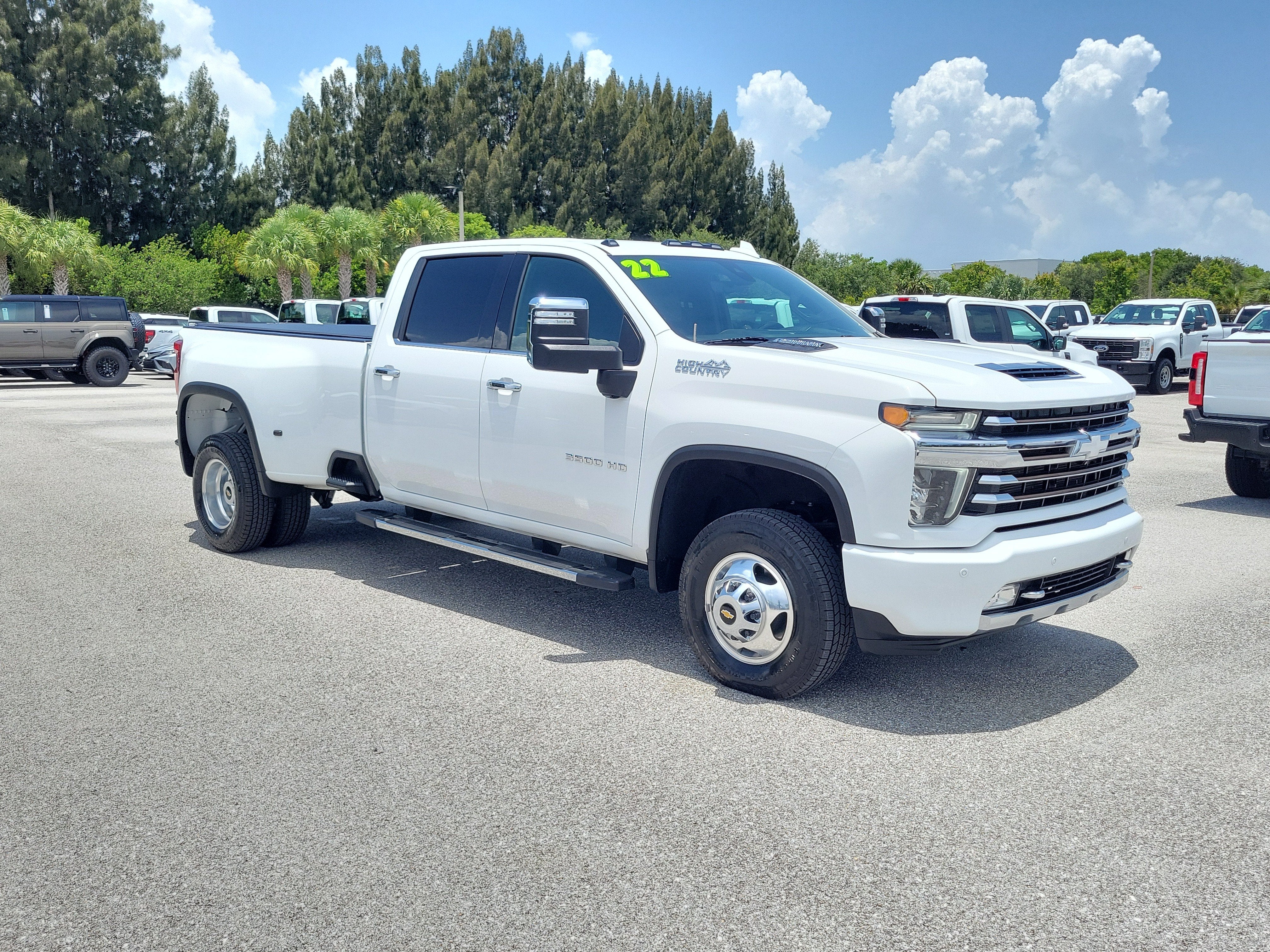 2022 Chevrolet Silverado 3500HD High Country