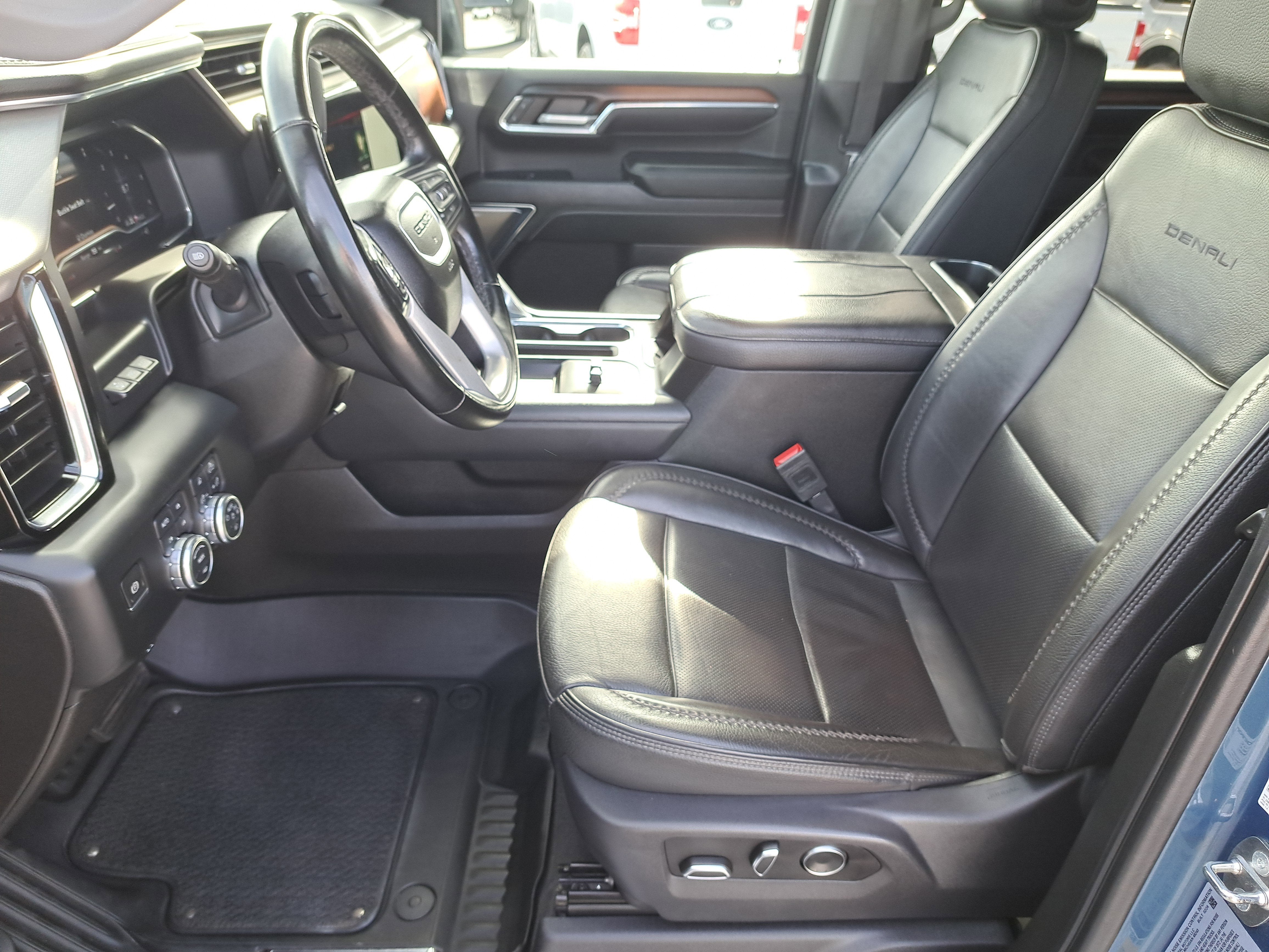 2024 GMC Sierra 3500HD Denali