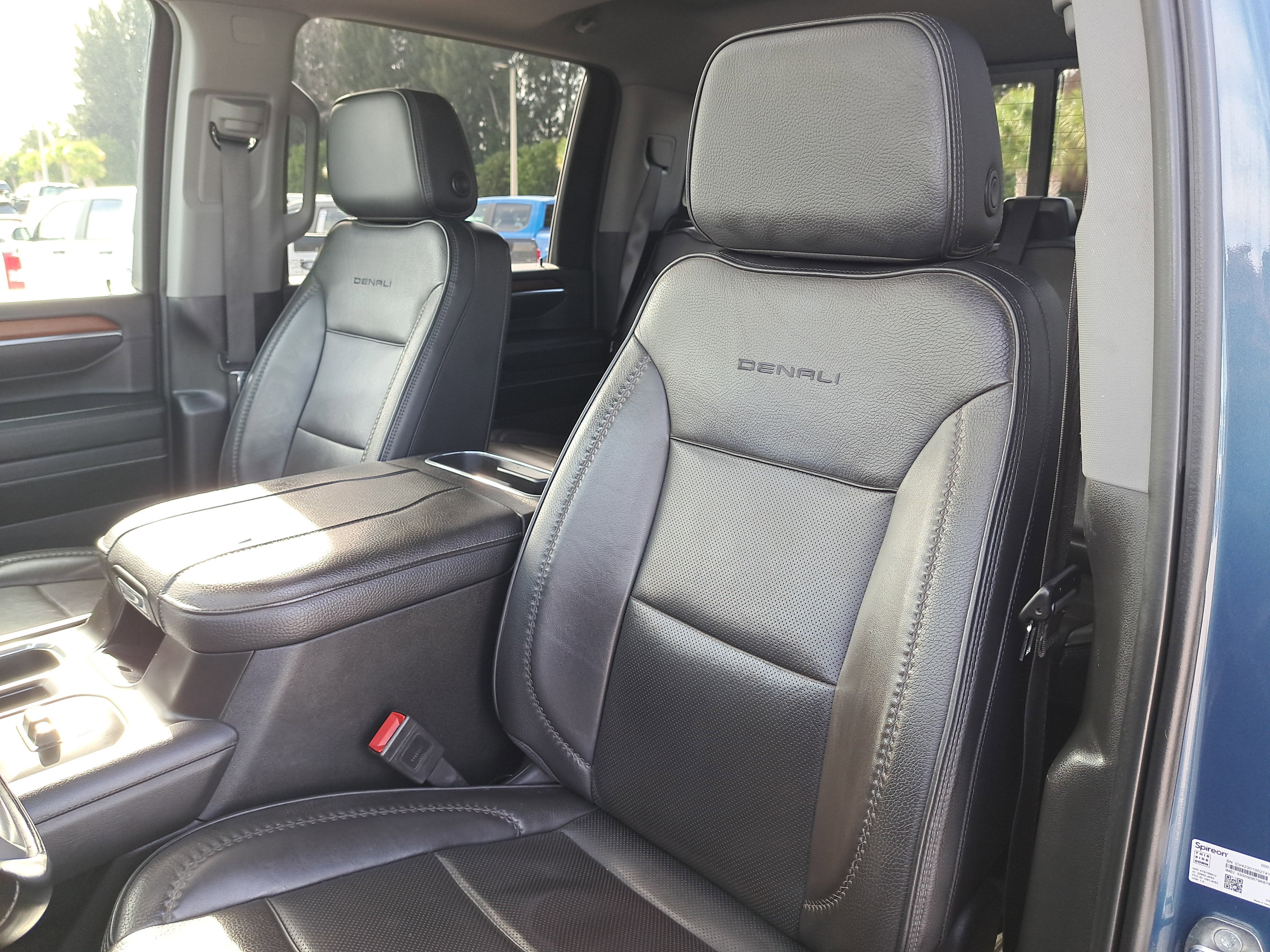 2024 GMC Sierra 3500HD Denali