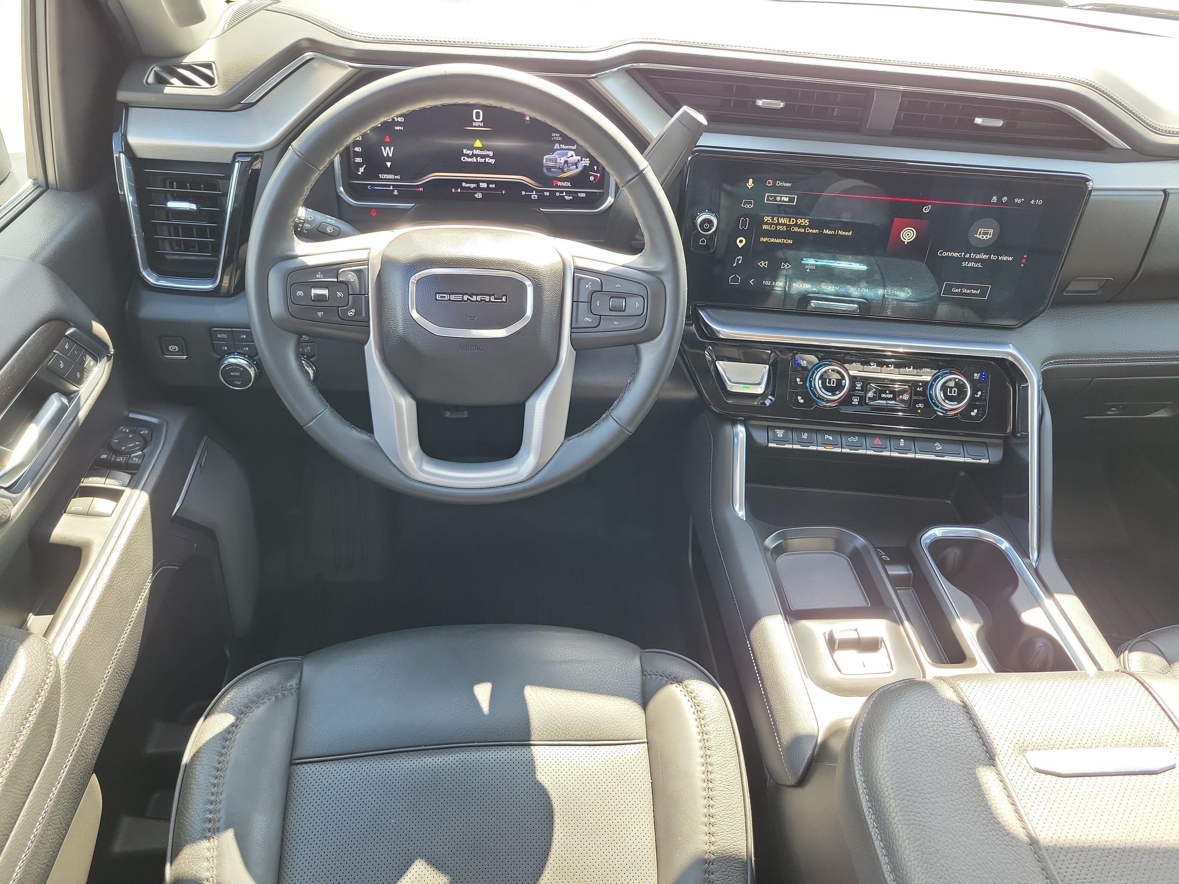 2025 GMC Sierra 2500HD Denali