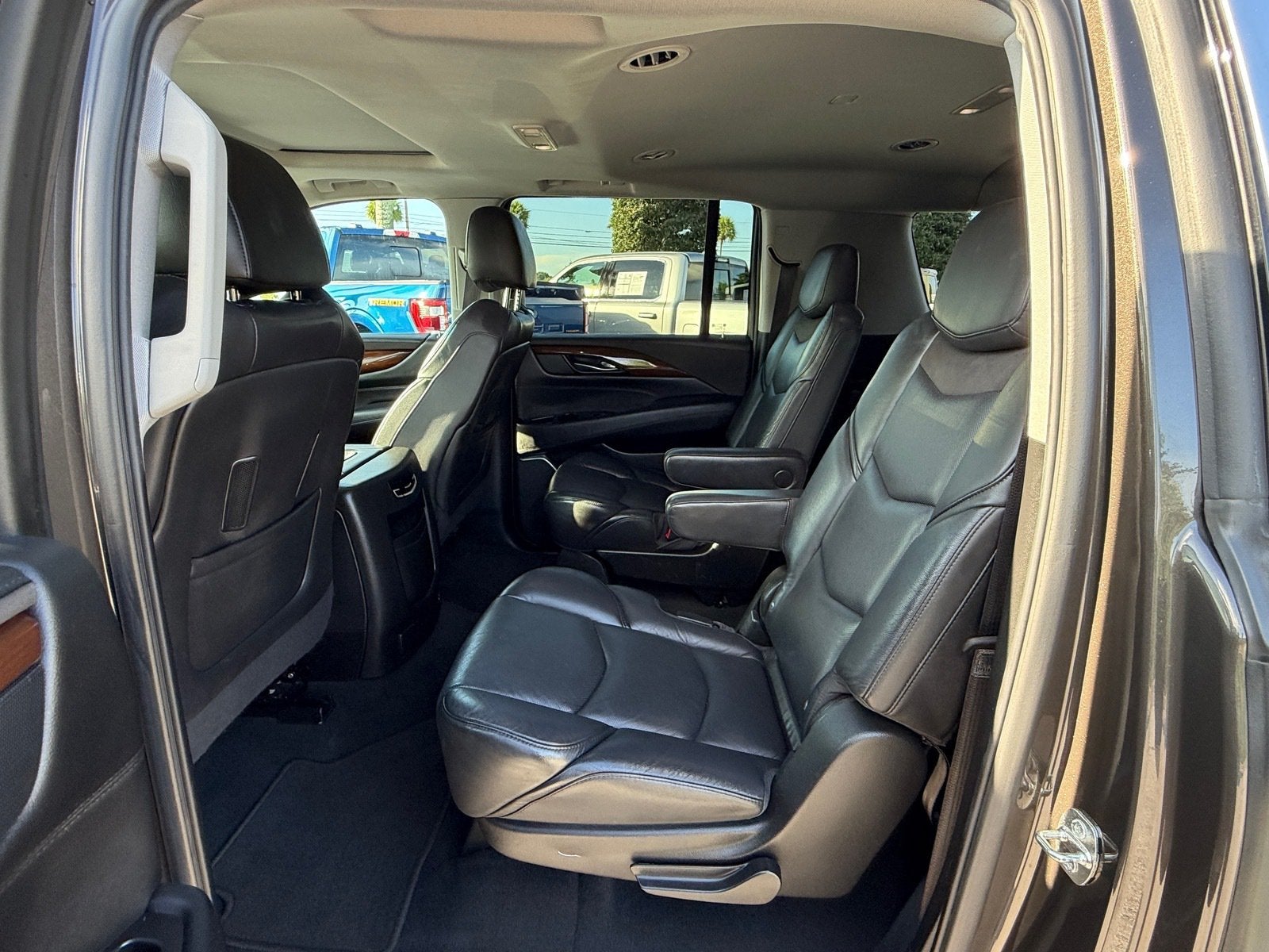 2020 Cadillac Escalade ESV Luxury