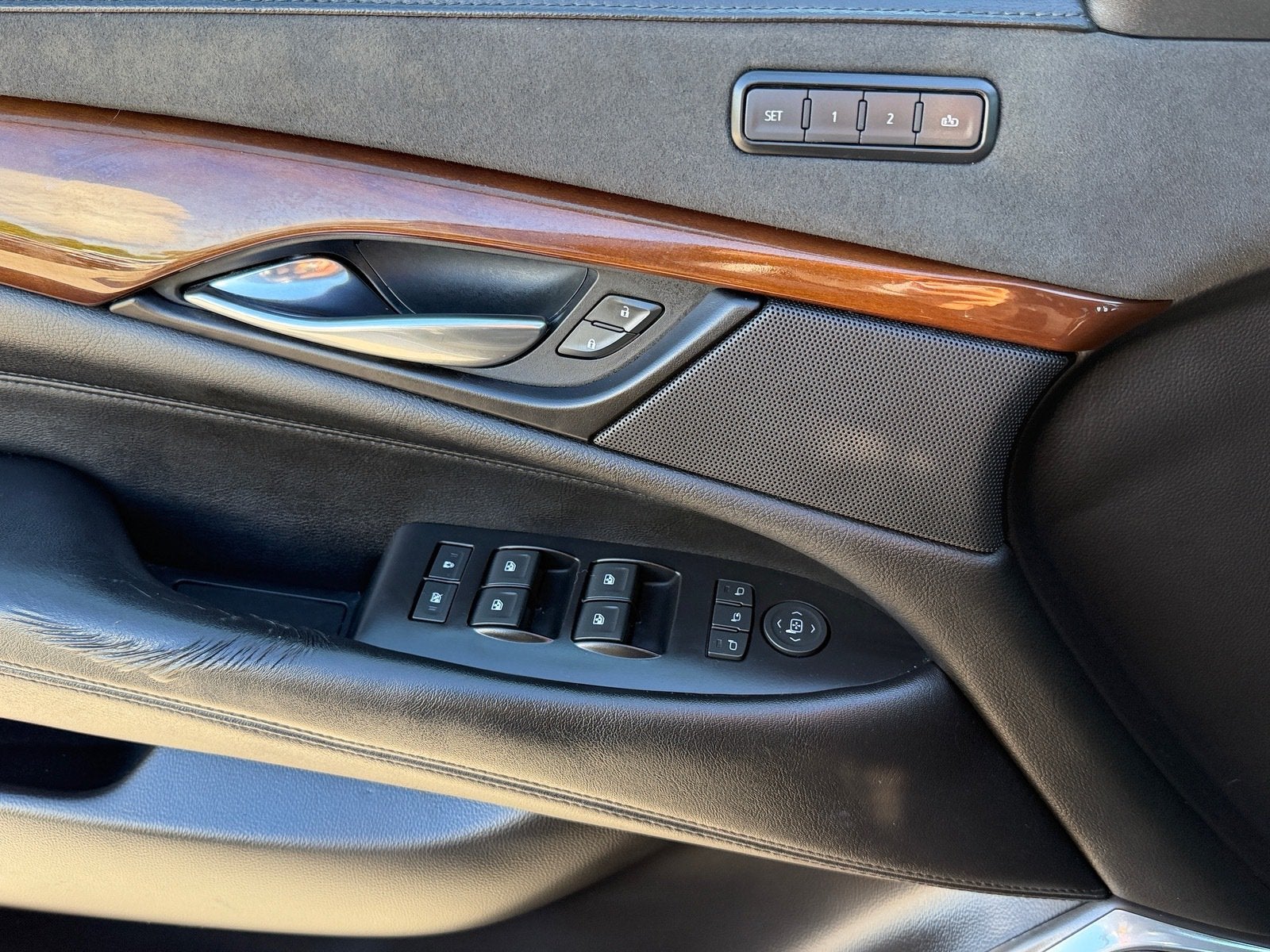 2020 Cadillac Escalade ESV Luxury