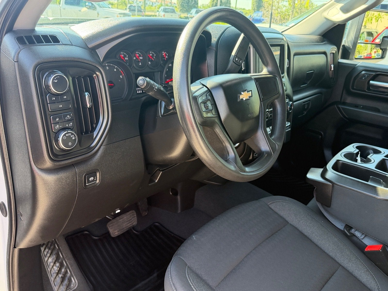 2024 Chevrolet Silverado 2500HD Custom