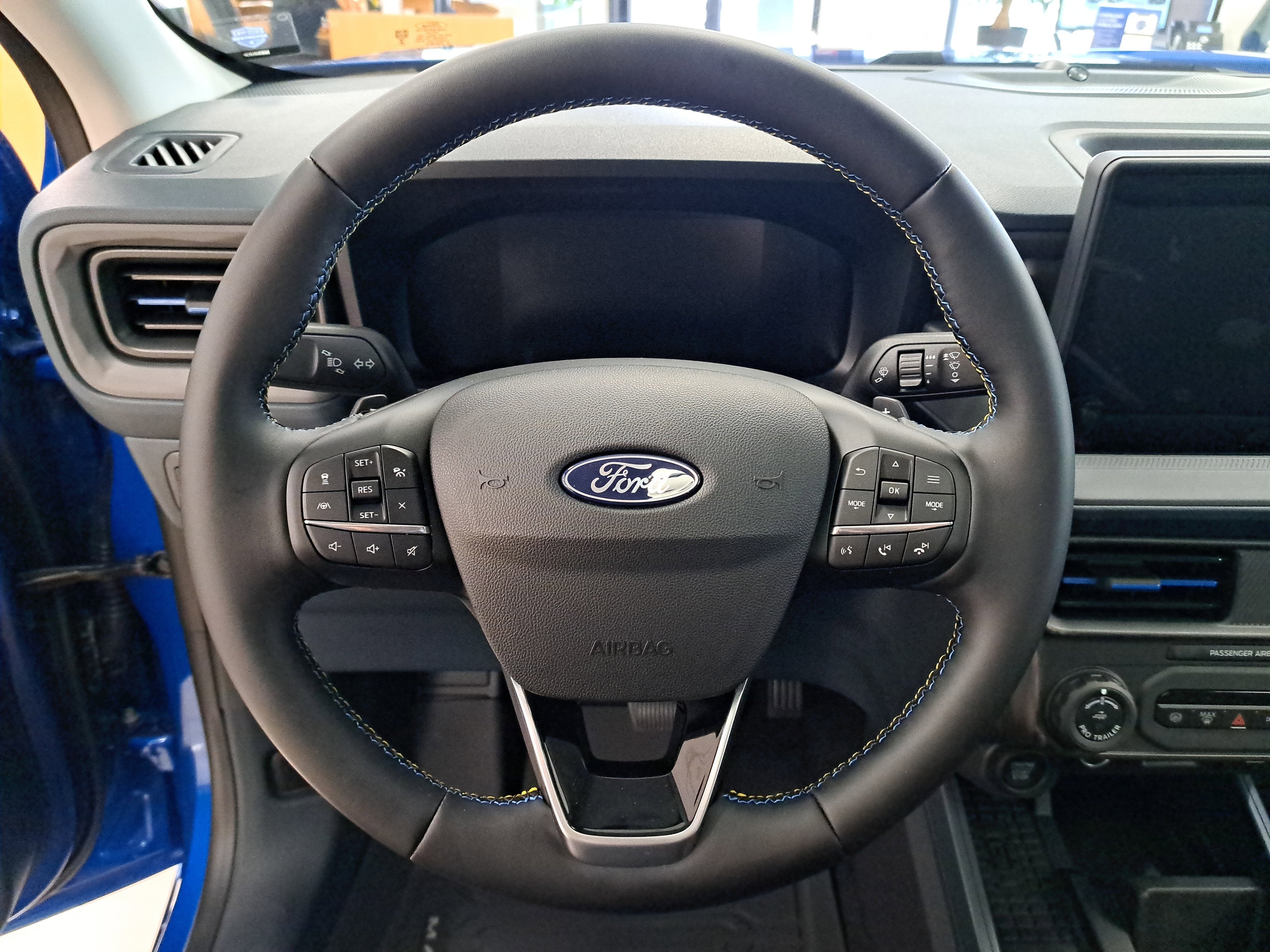 2025 Ford Maverick Lobo High