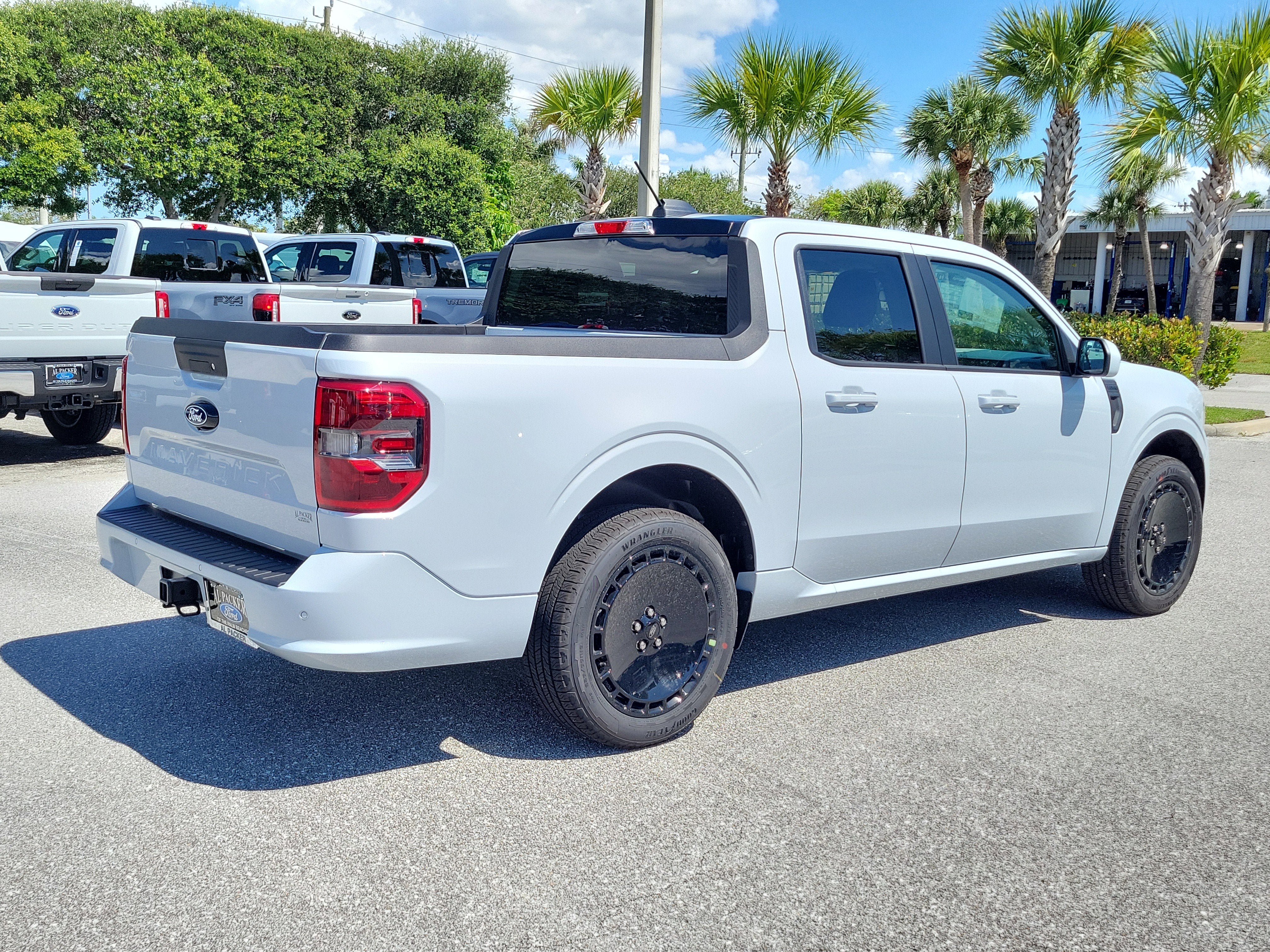 2026 Ford Maverick Lobo Standard