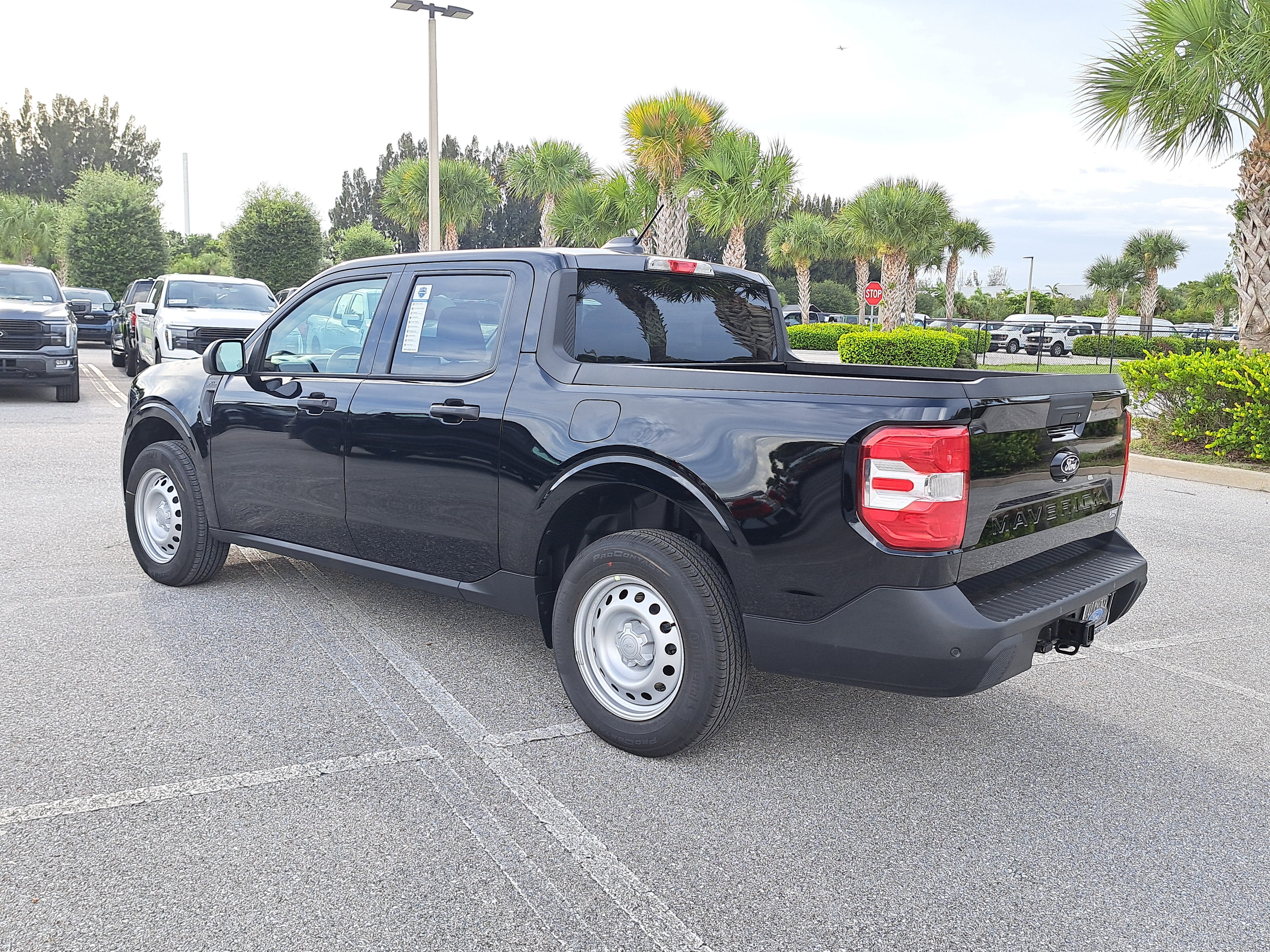 2025 Ford Maverick XL