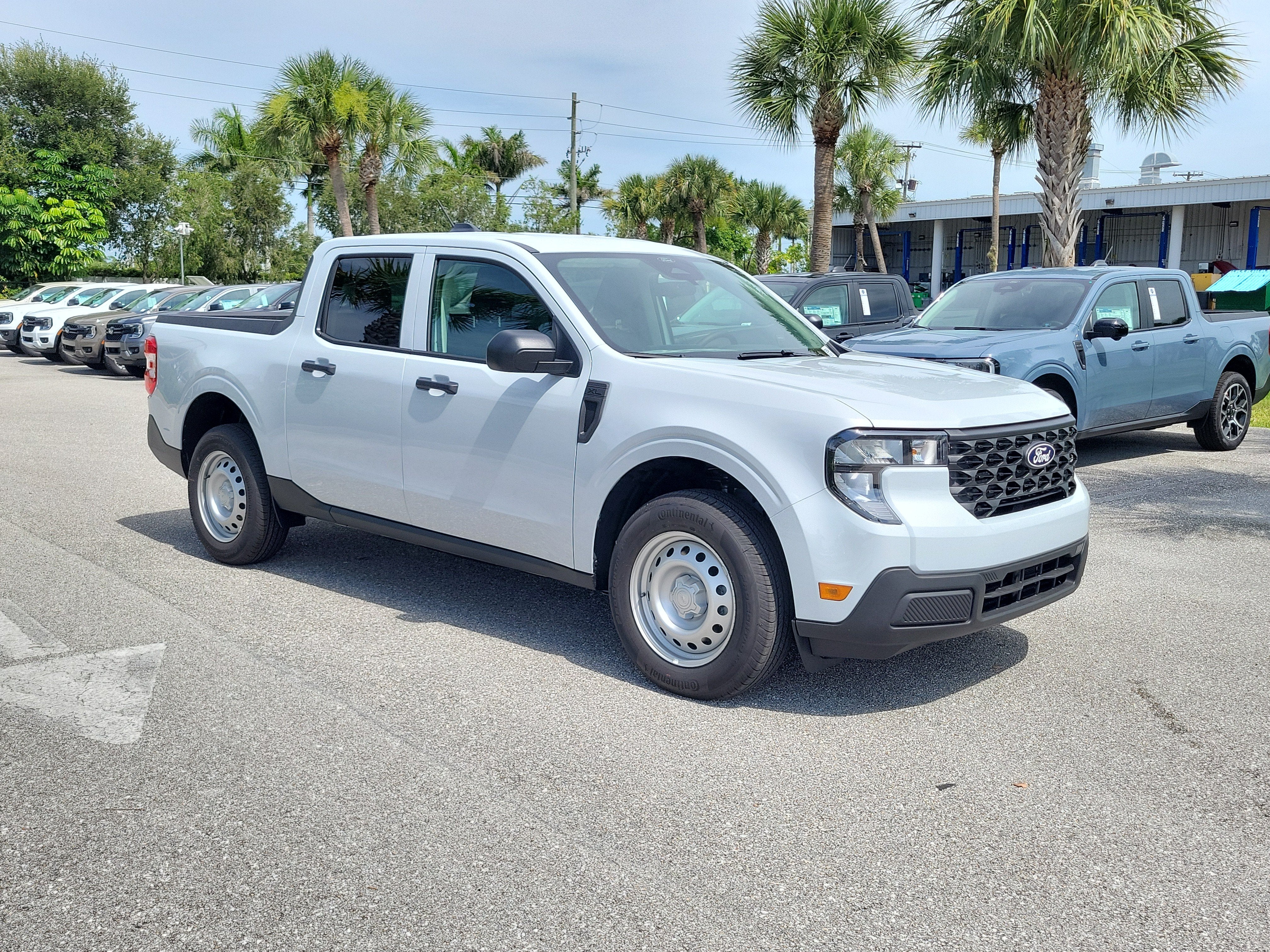 2026 Ford Maverick XL