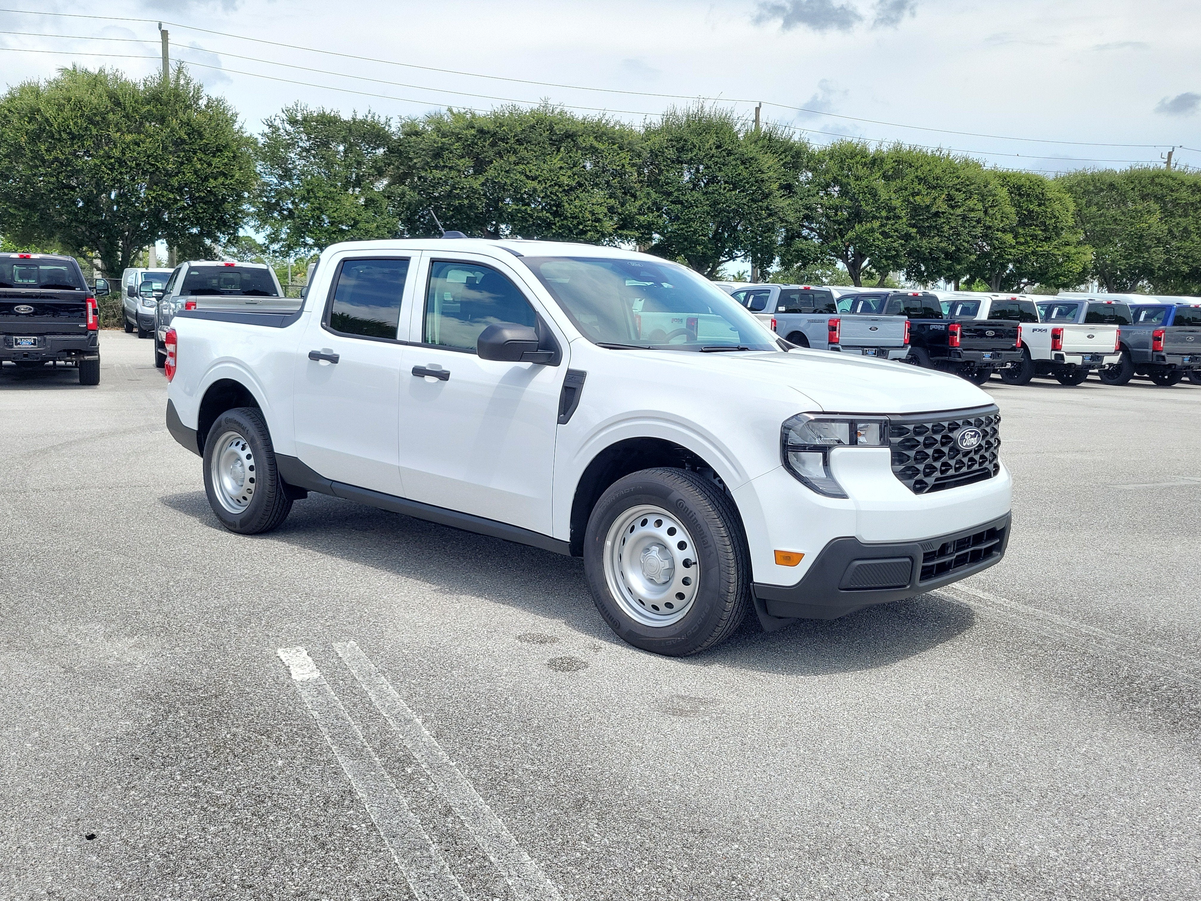 2026 Ford Maverick XL