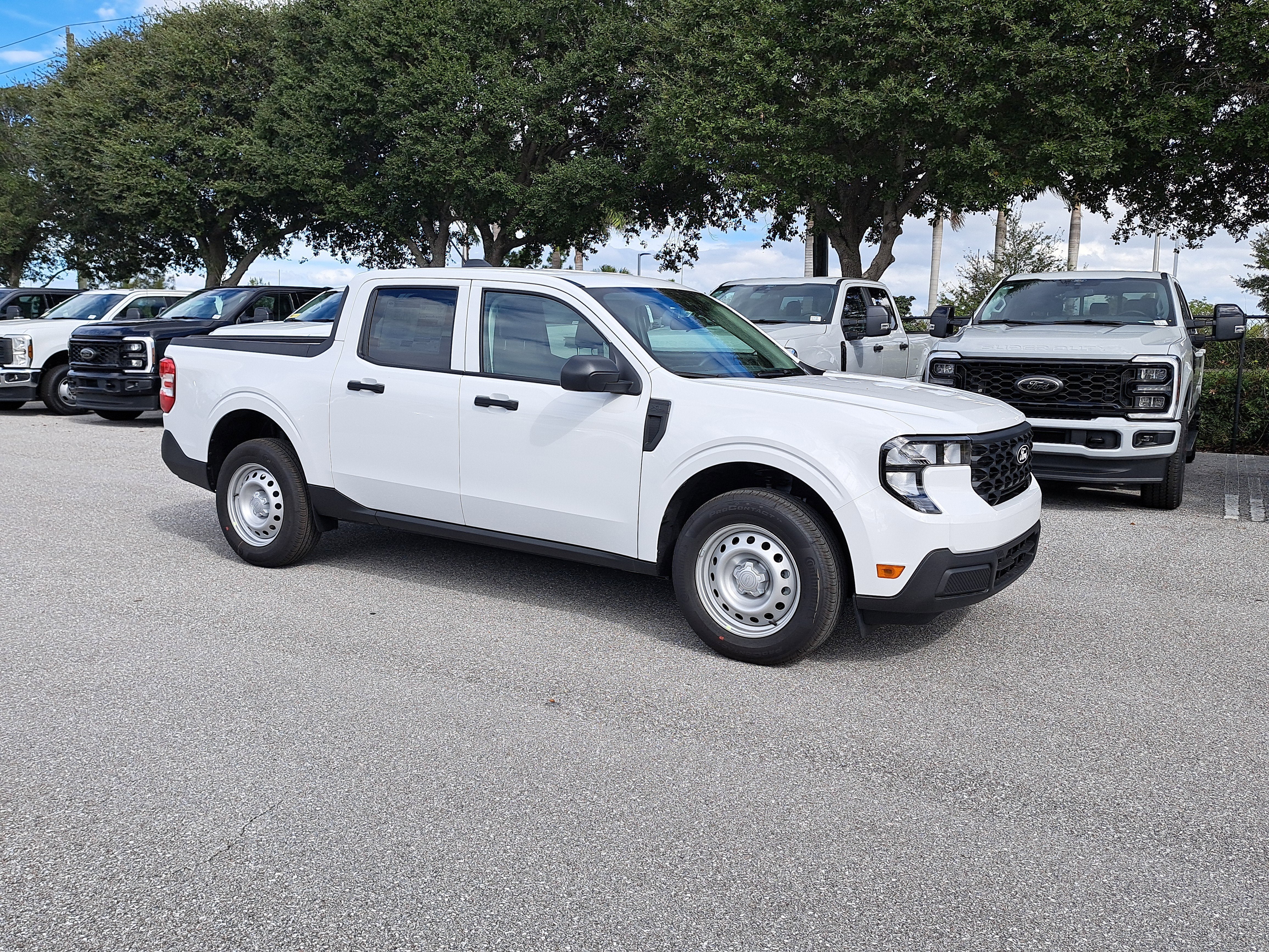 2025 Ford Maverick XL