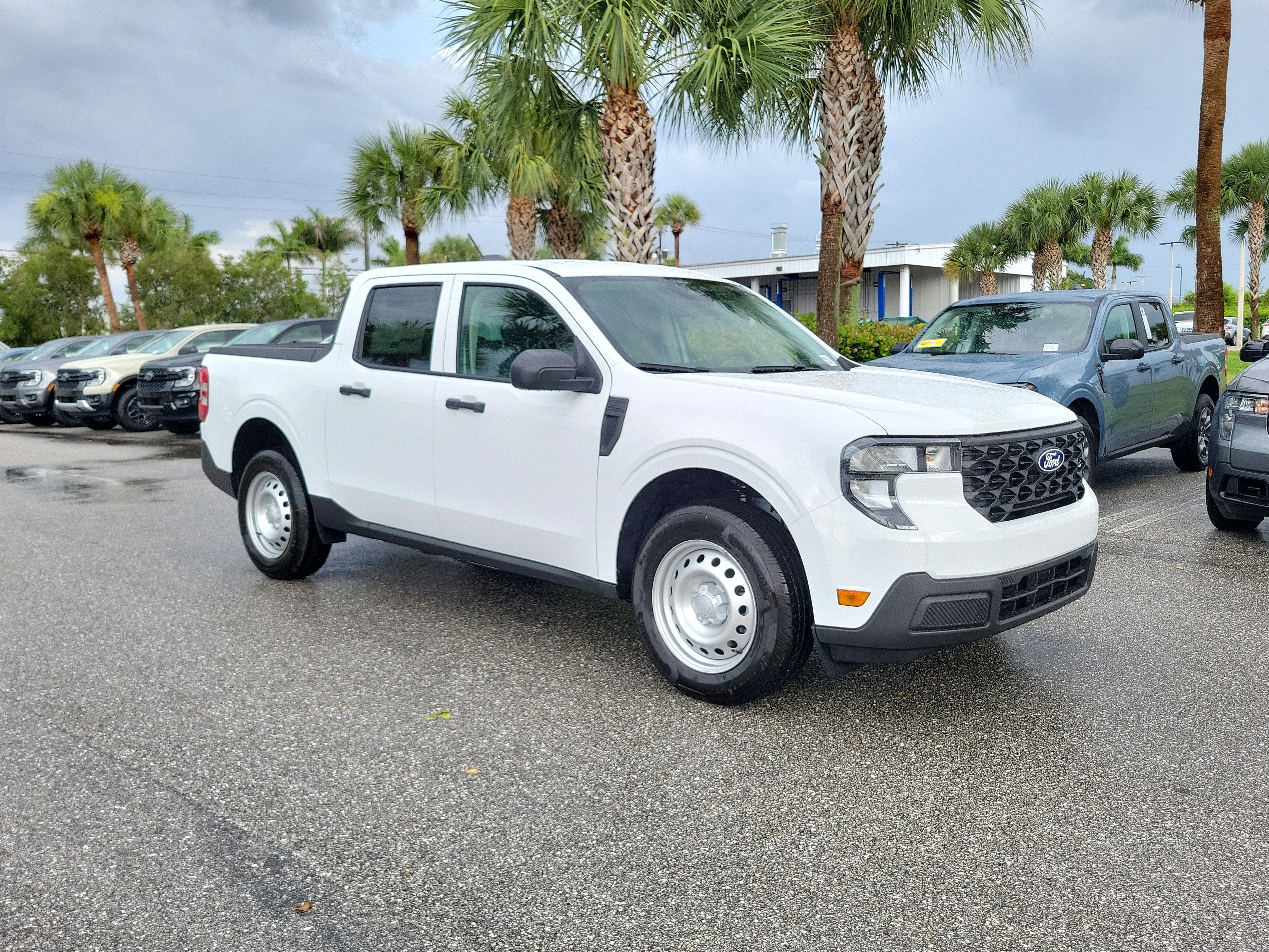 2026 Ford Maverick XL