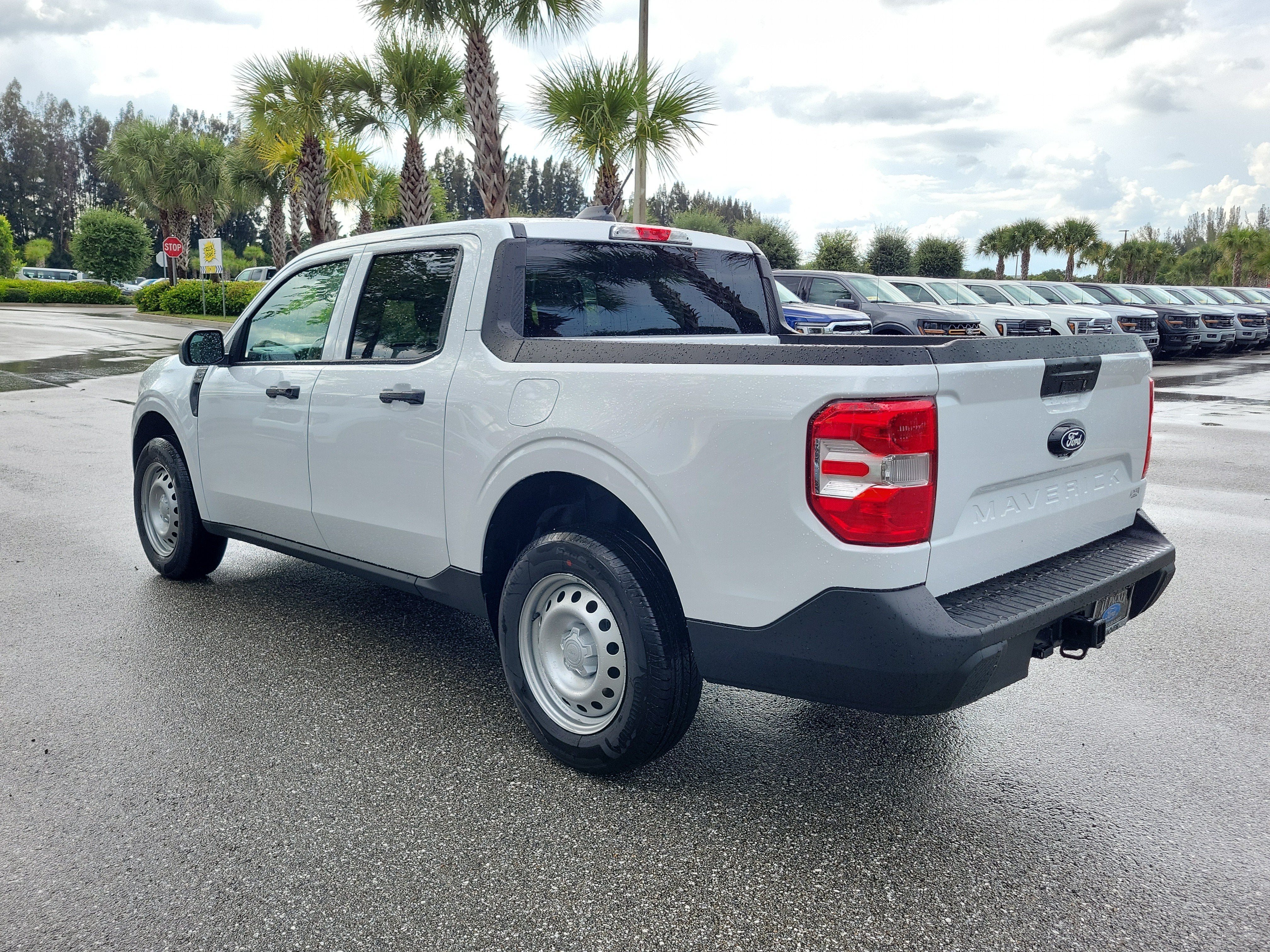 2026 Ford Maverick XL