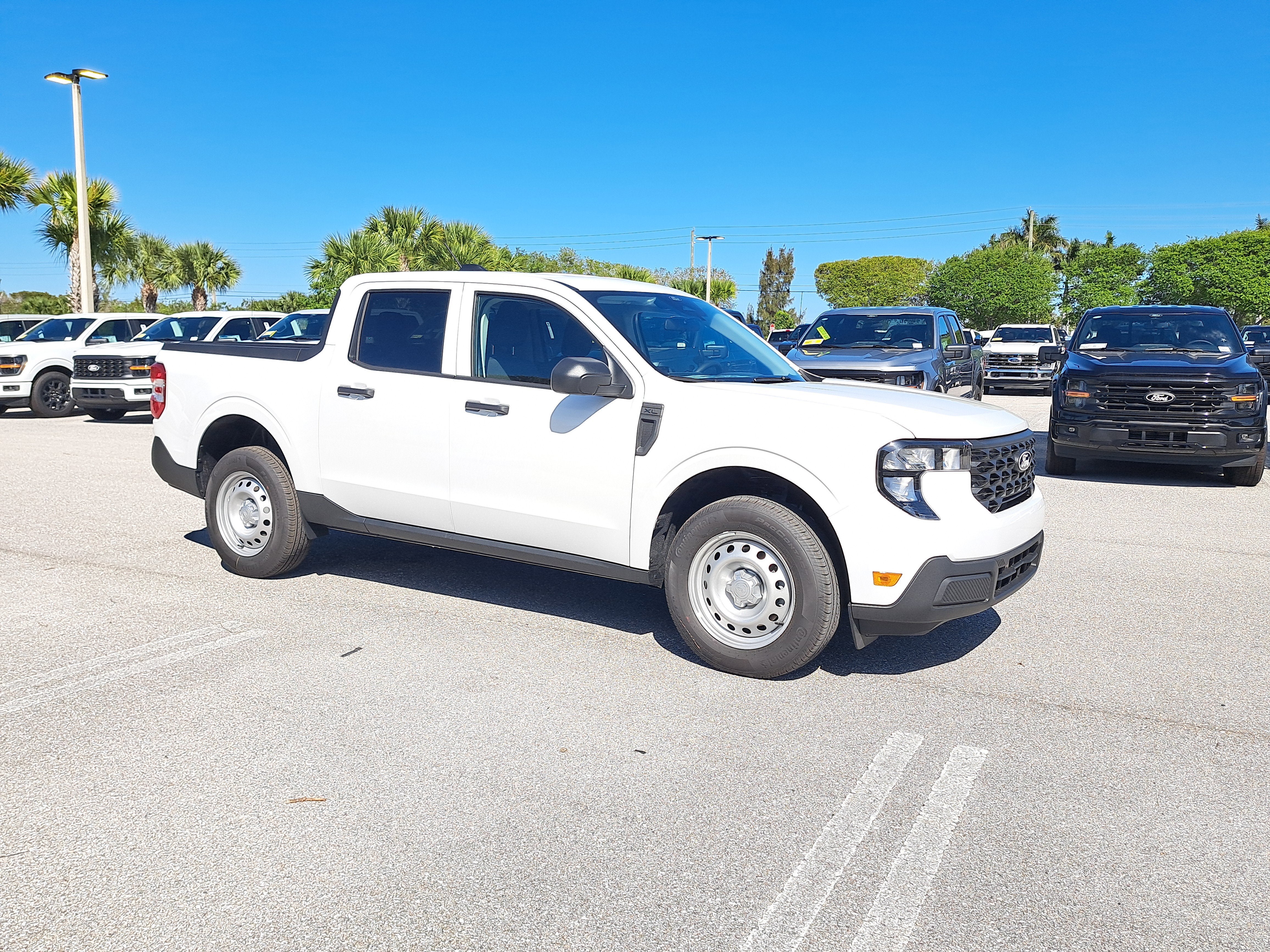 2026 Ford Maverick XL