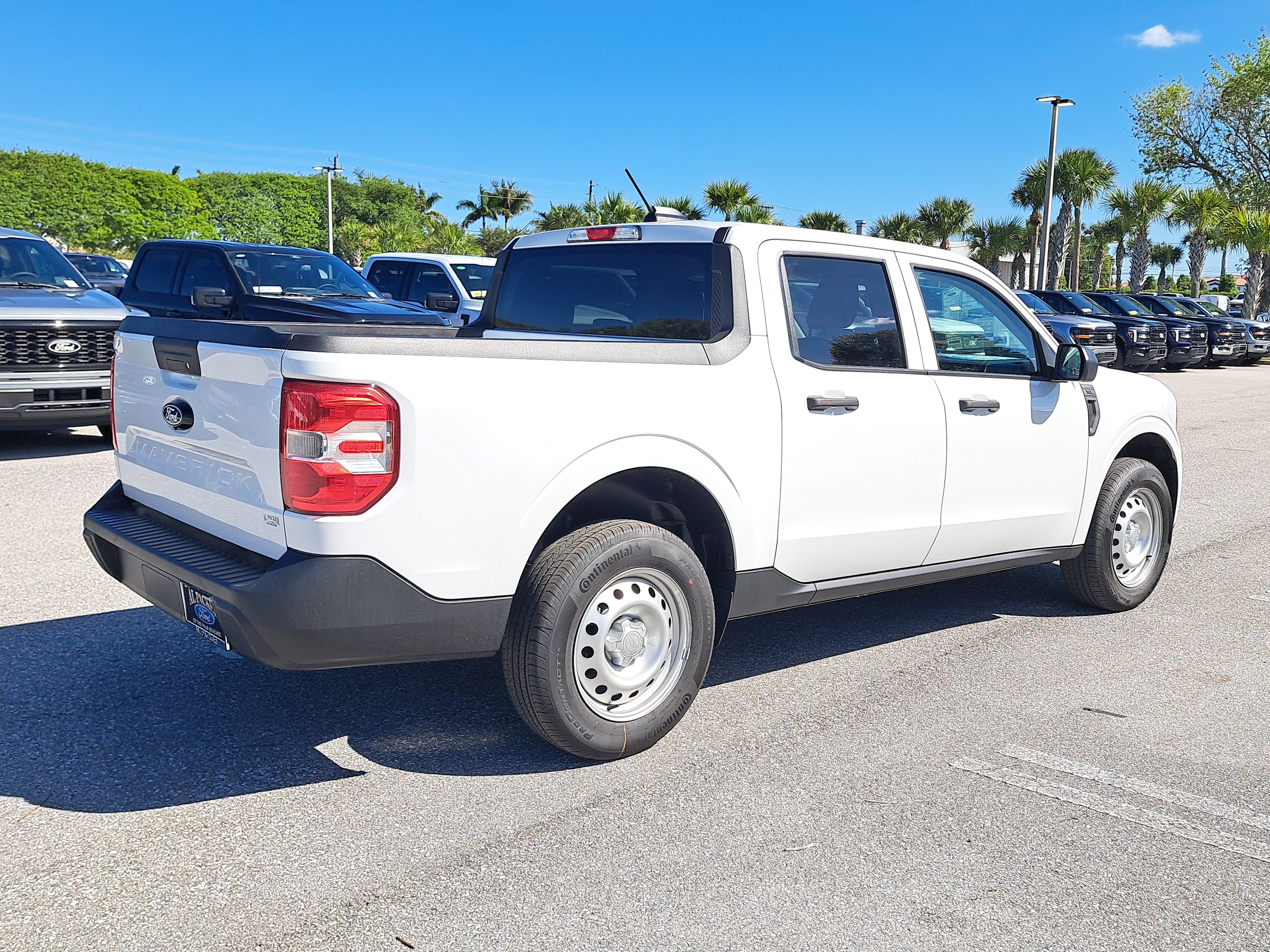 2026 Ford Maverick XL