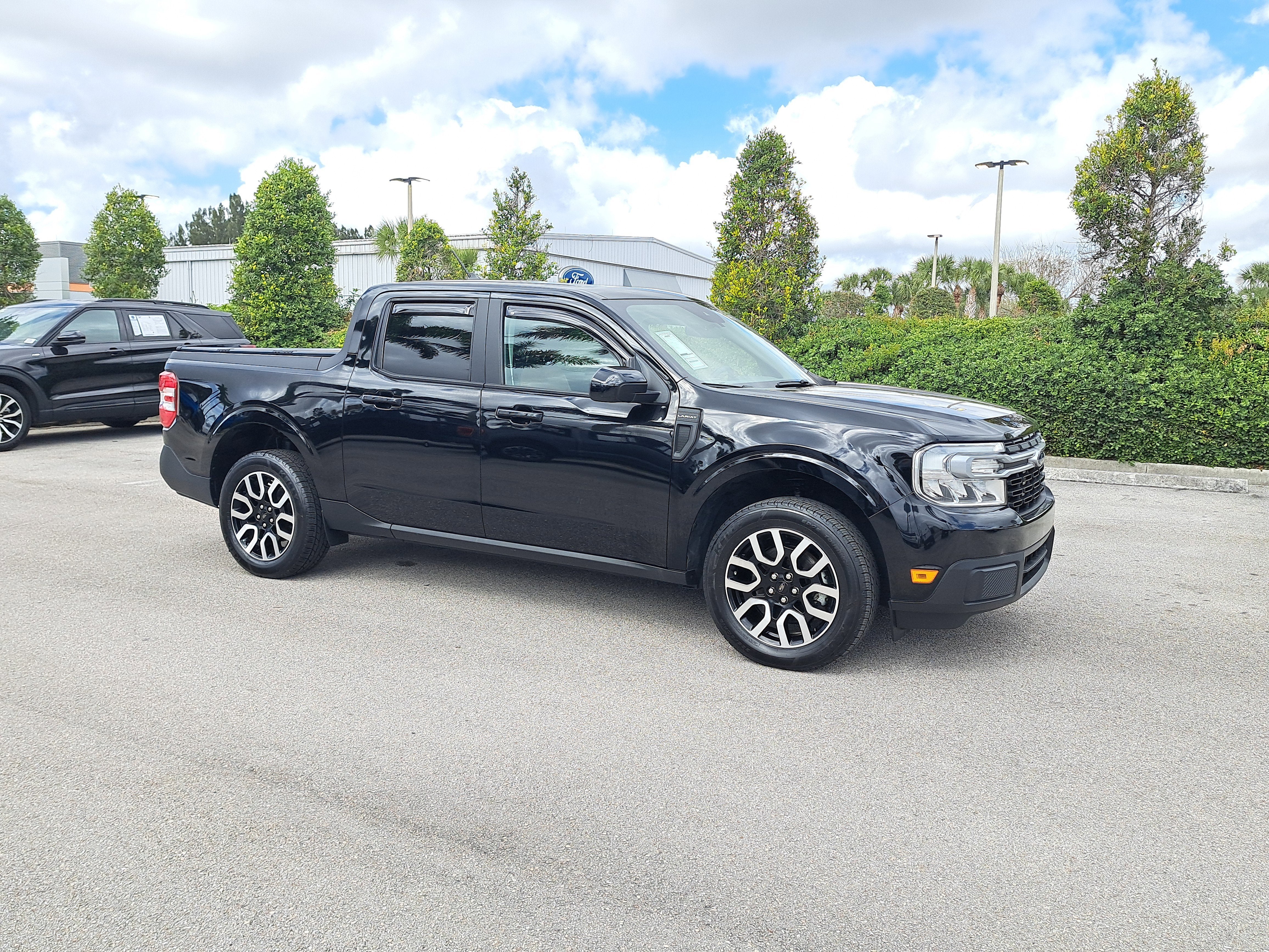 2023 Ford Maverick LARIAT