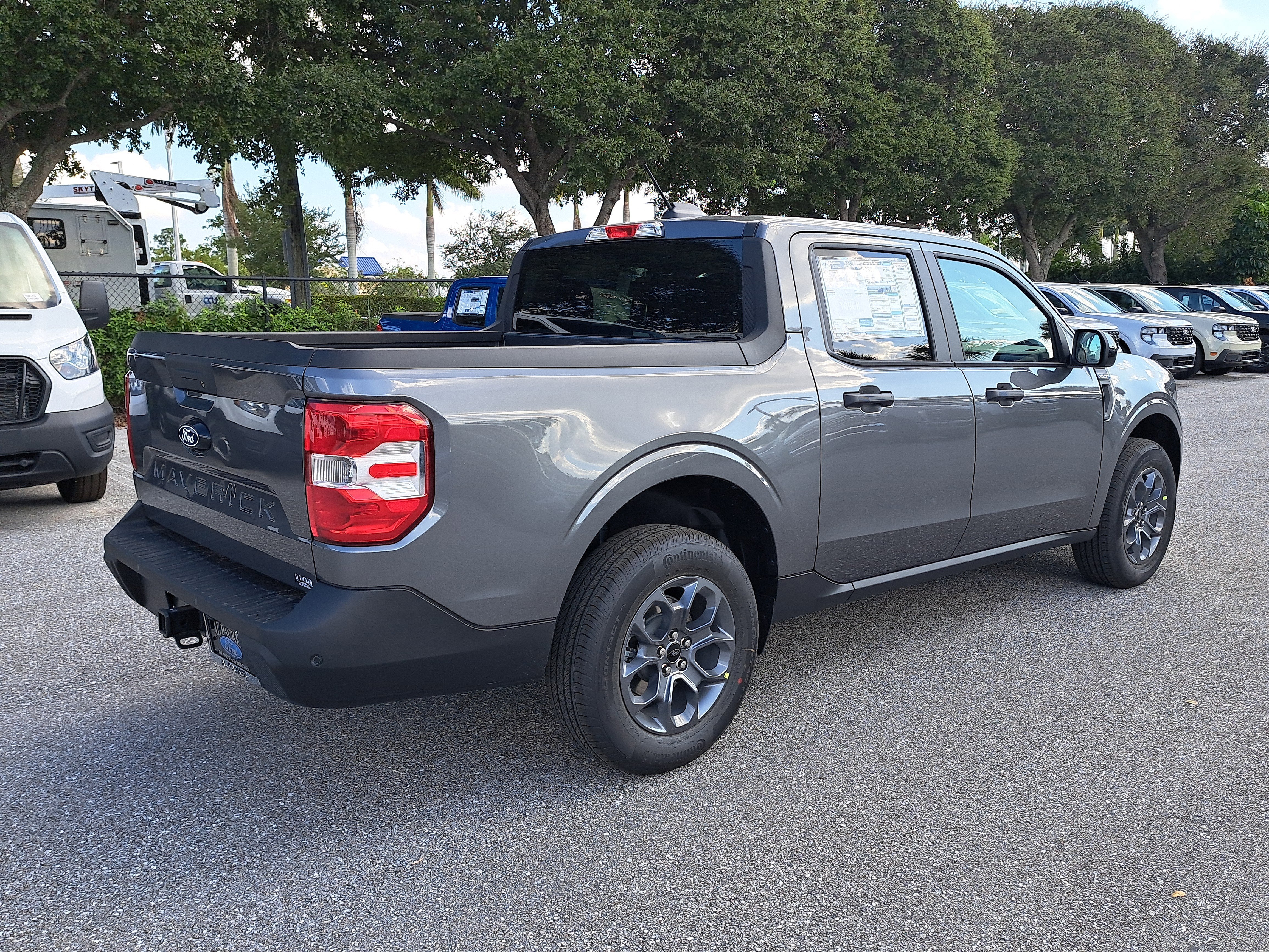 2025 Ford Maverick XLT