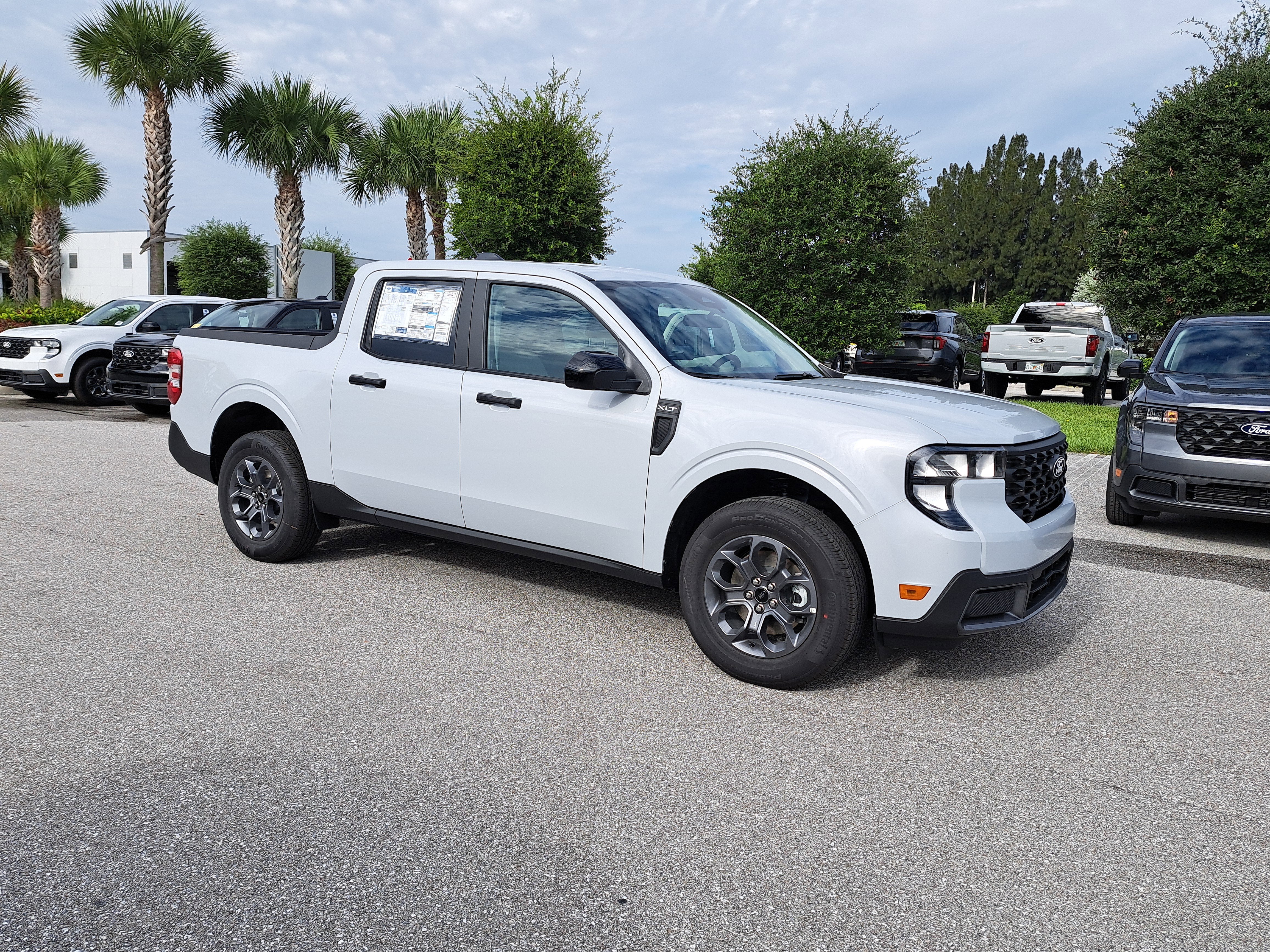 2025 Ford Maverick XLT