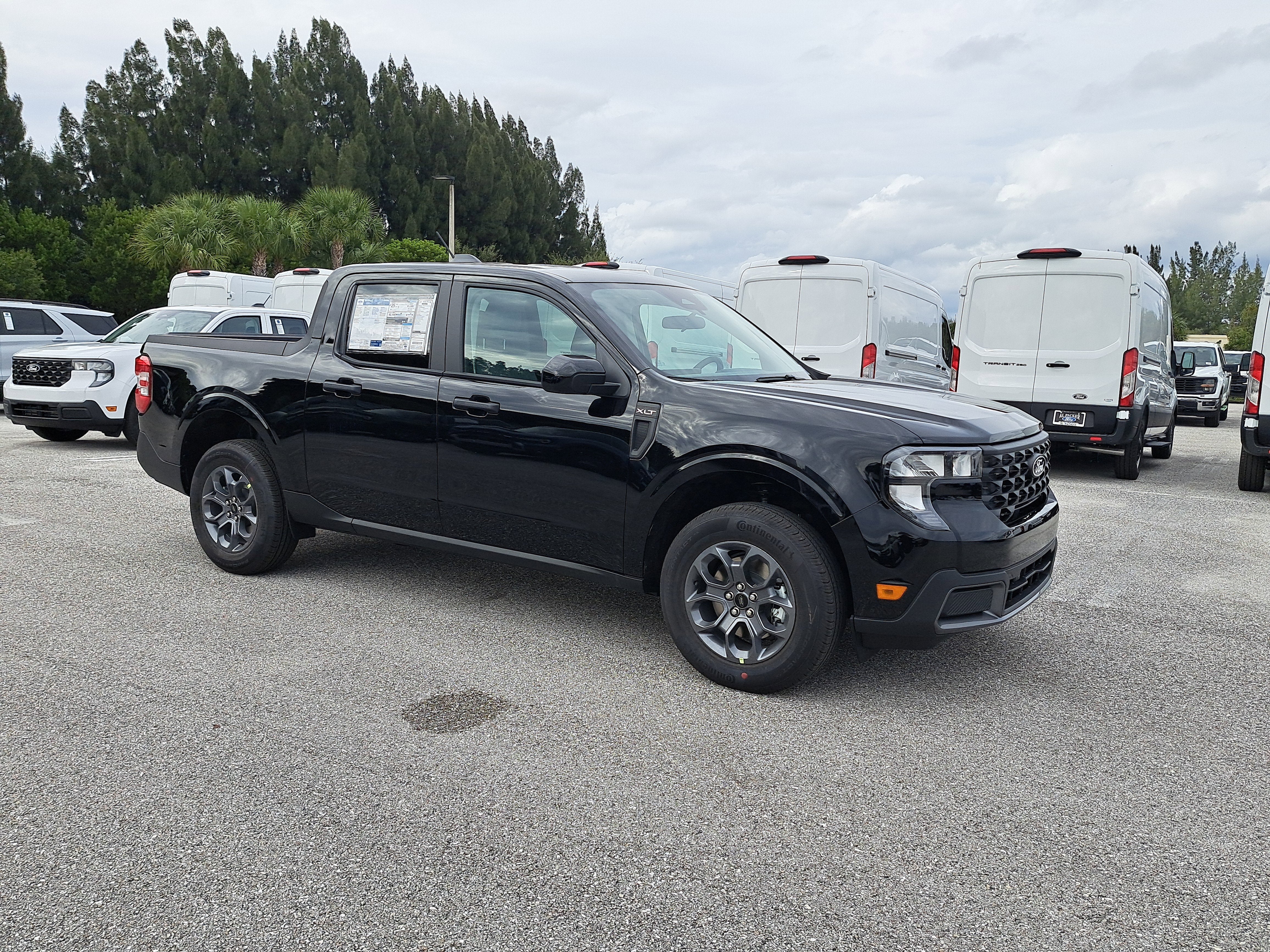 2025 Ford Maverick XLT