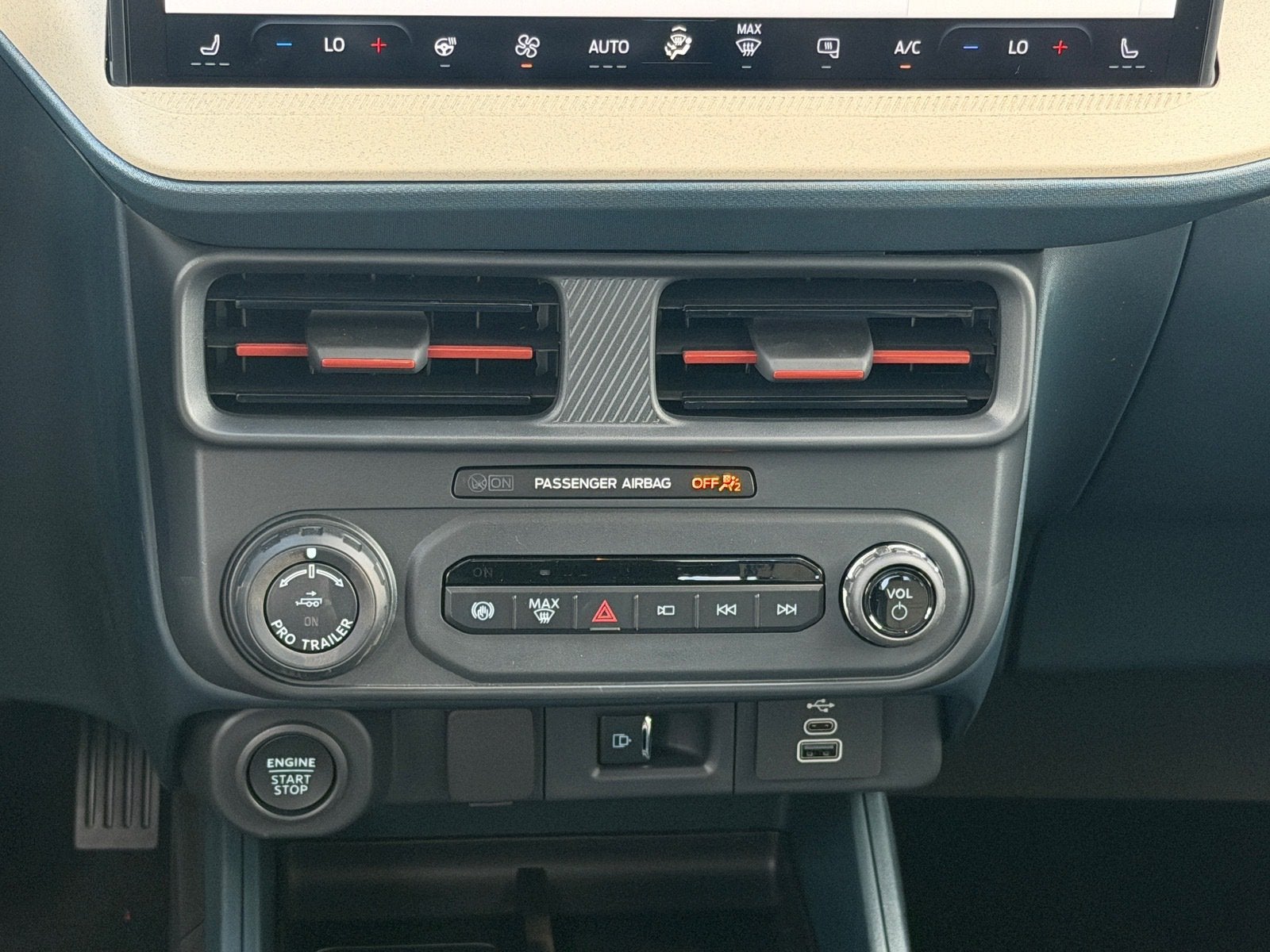 2026 Ford Maverk9ick Lariat