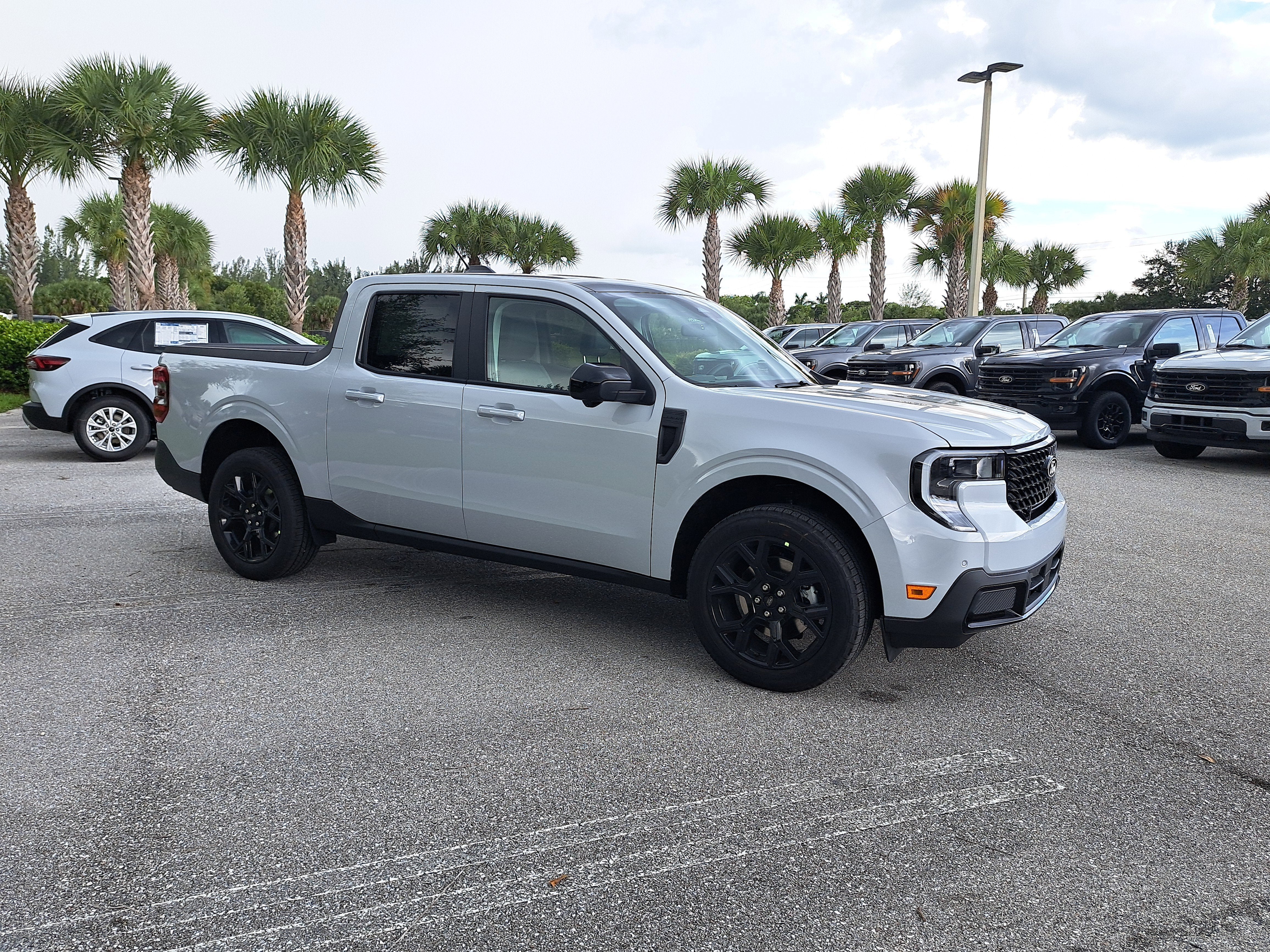 2025 Ford Maverick LARIAT
