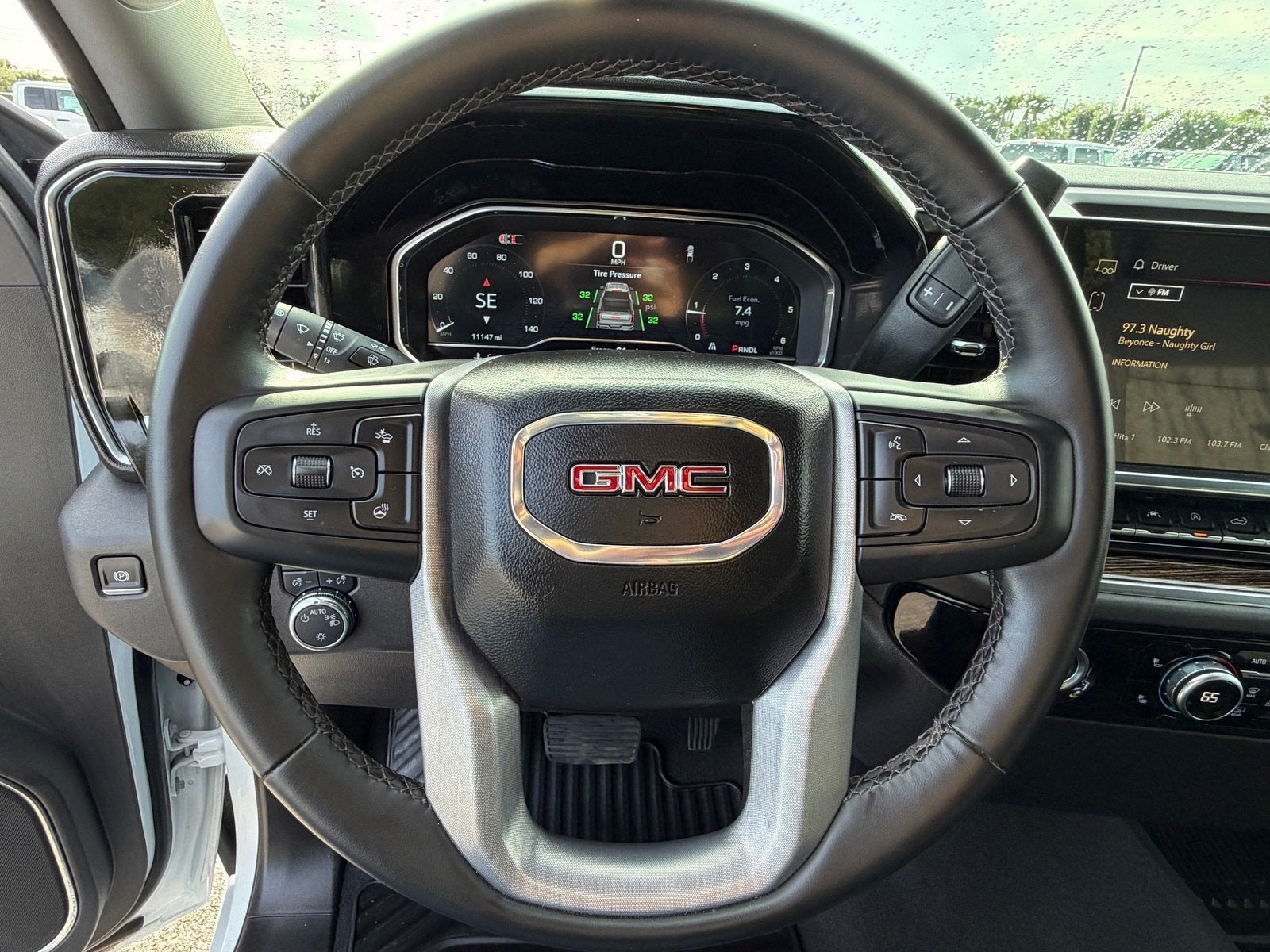 2024 GMC Sierra 1500 SLE