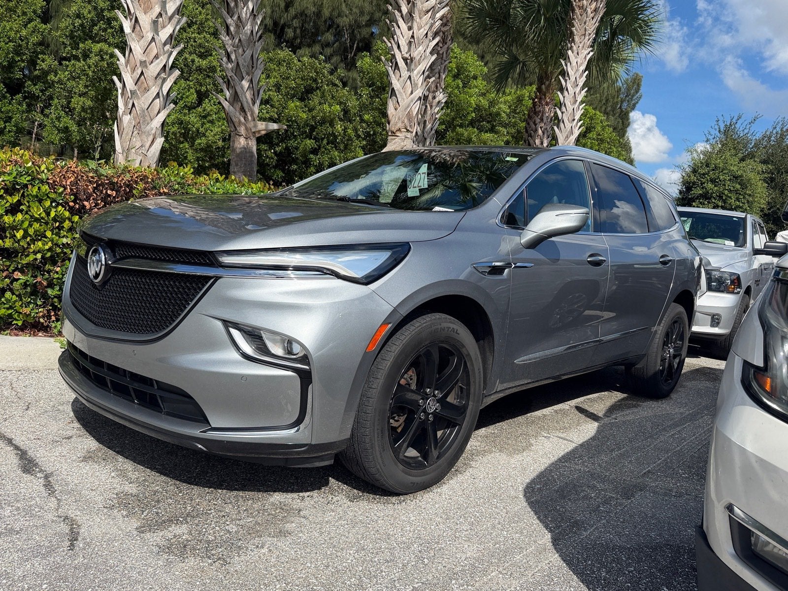 2023 Buick Enclave Essence