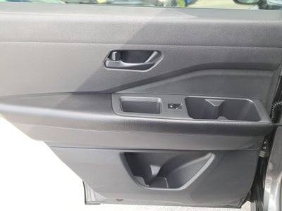 2023 Nissan Pathfinder S