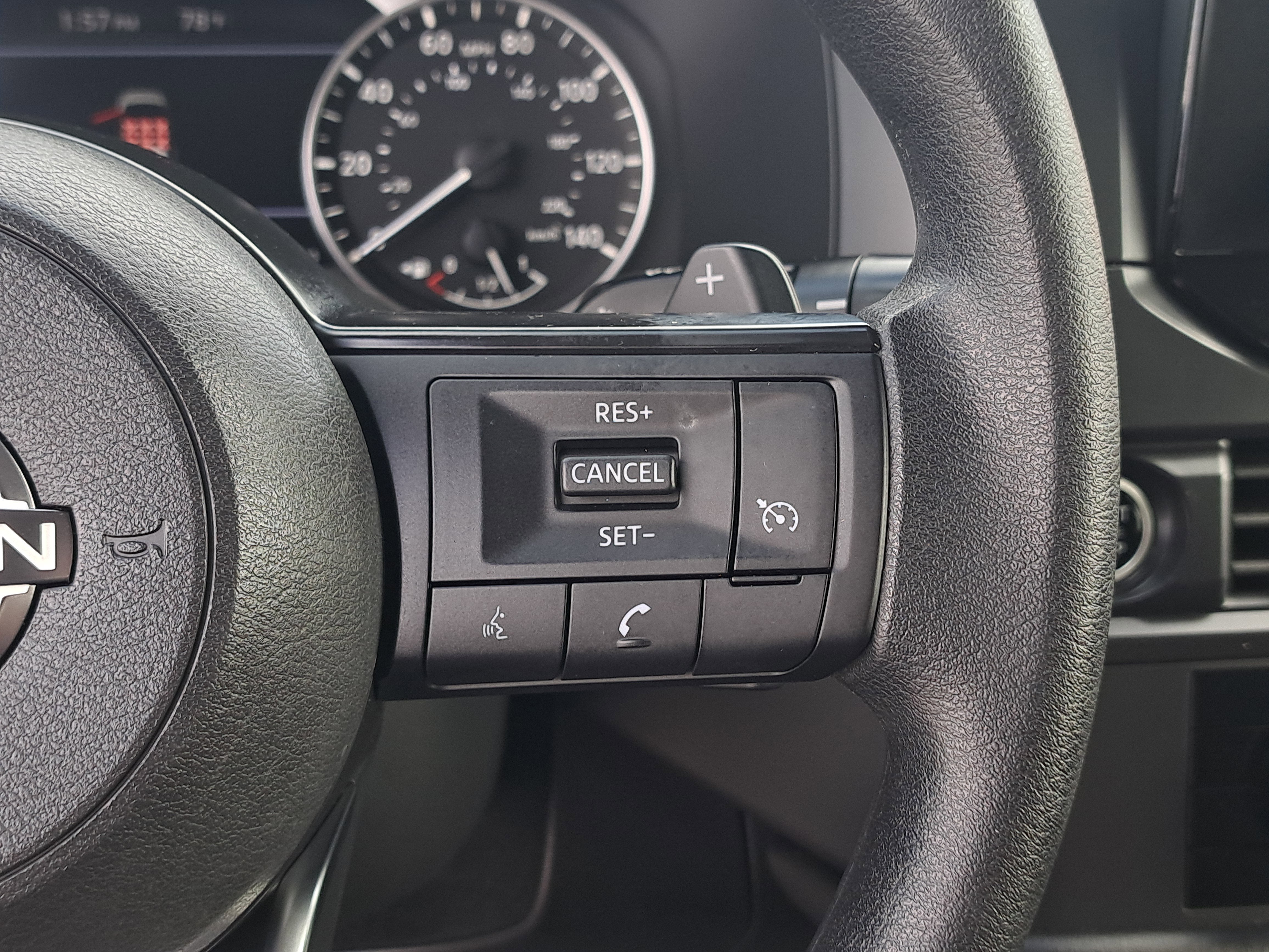 2023 Nissan Pathfinder S