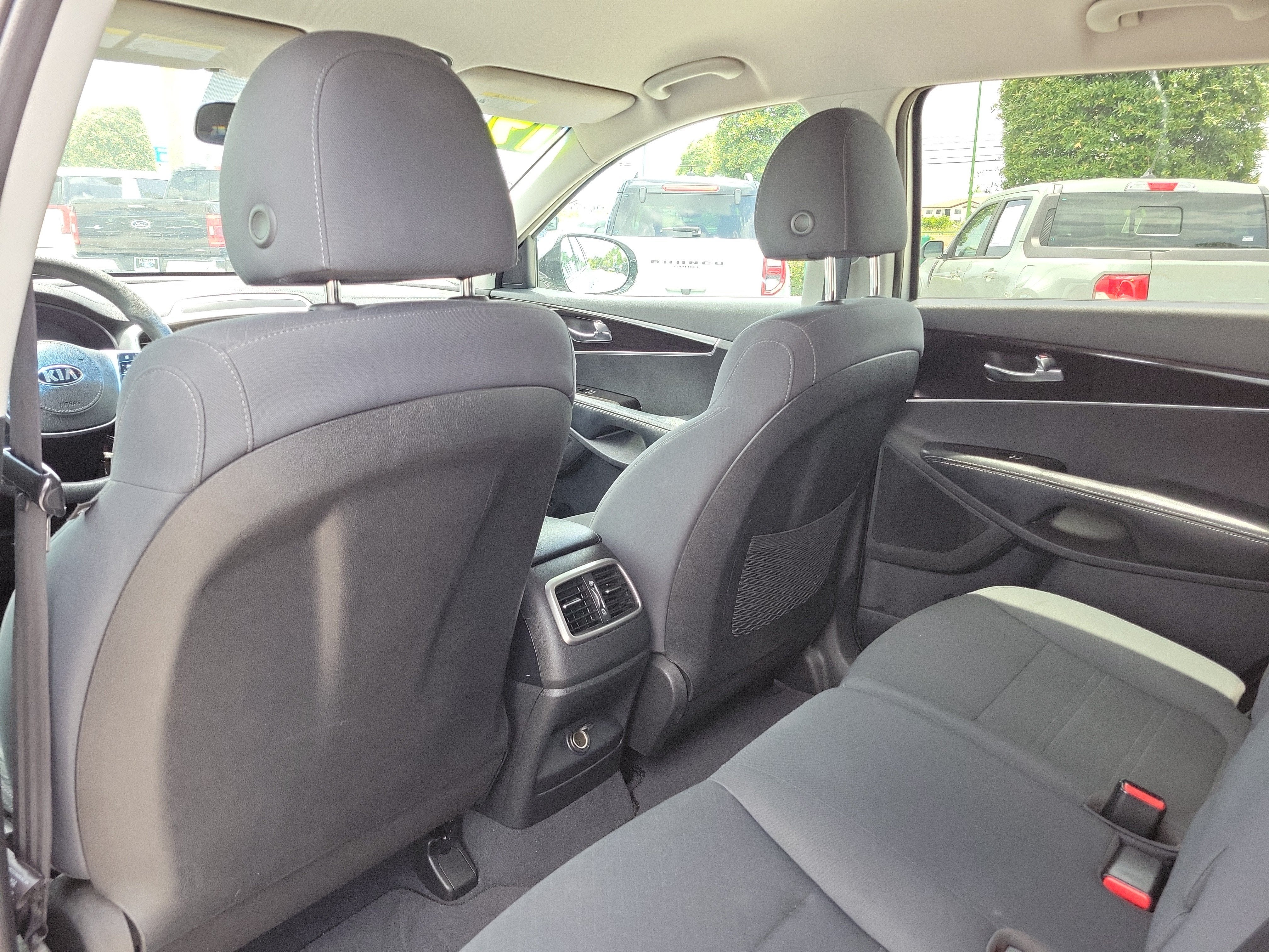 2019 Kia Sorento L