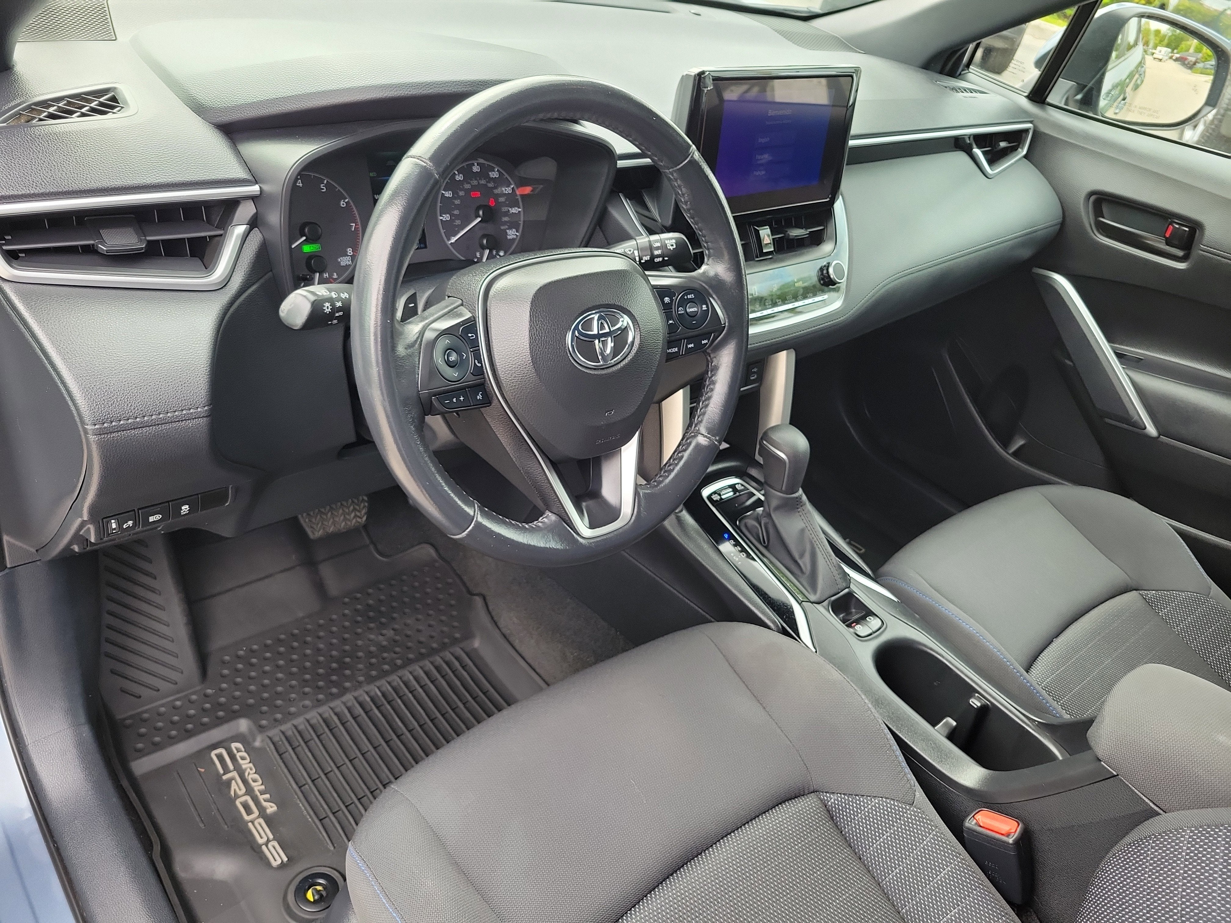2023 Toyota Corolla Cross Hybrid SE