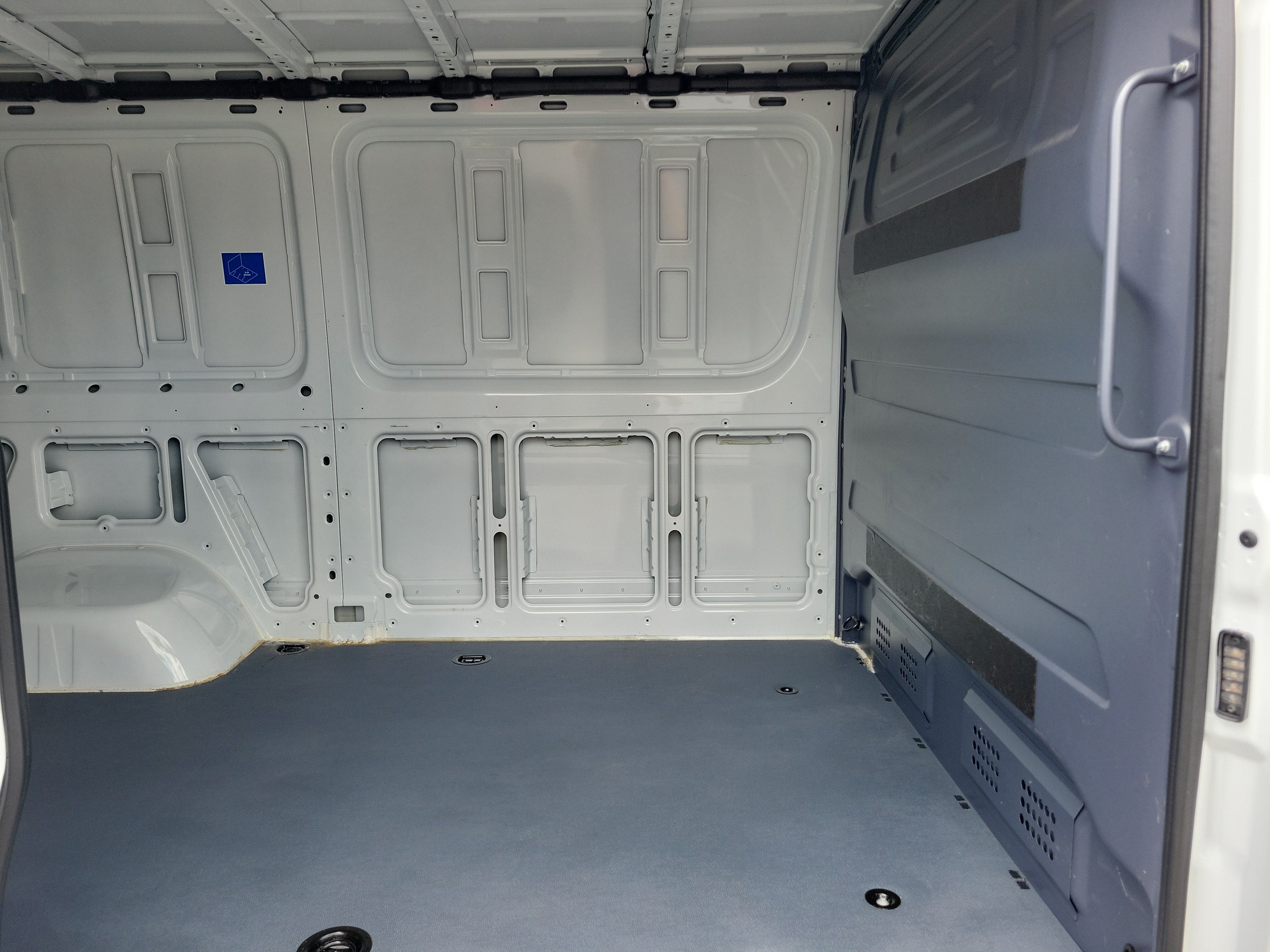 2024 Mercedes-Benz Sprinter Cargo Van Cargo 144 WB
