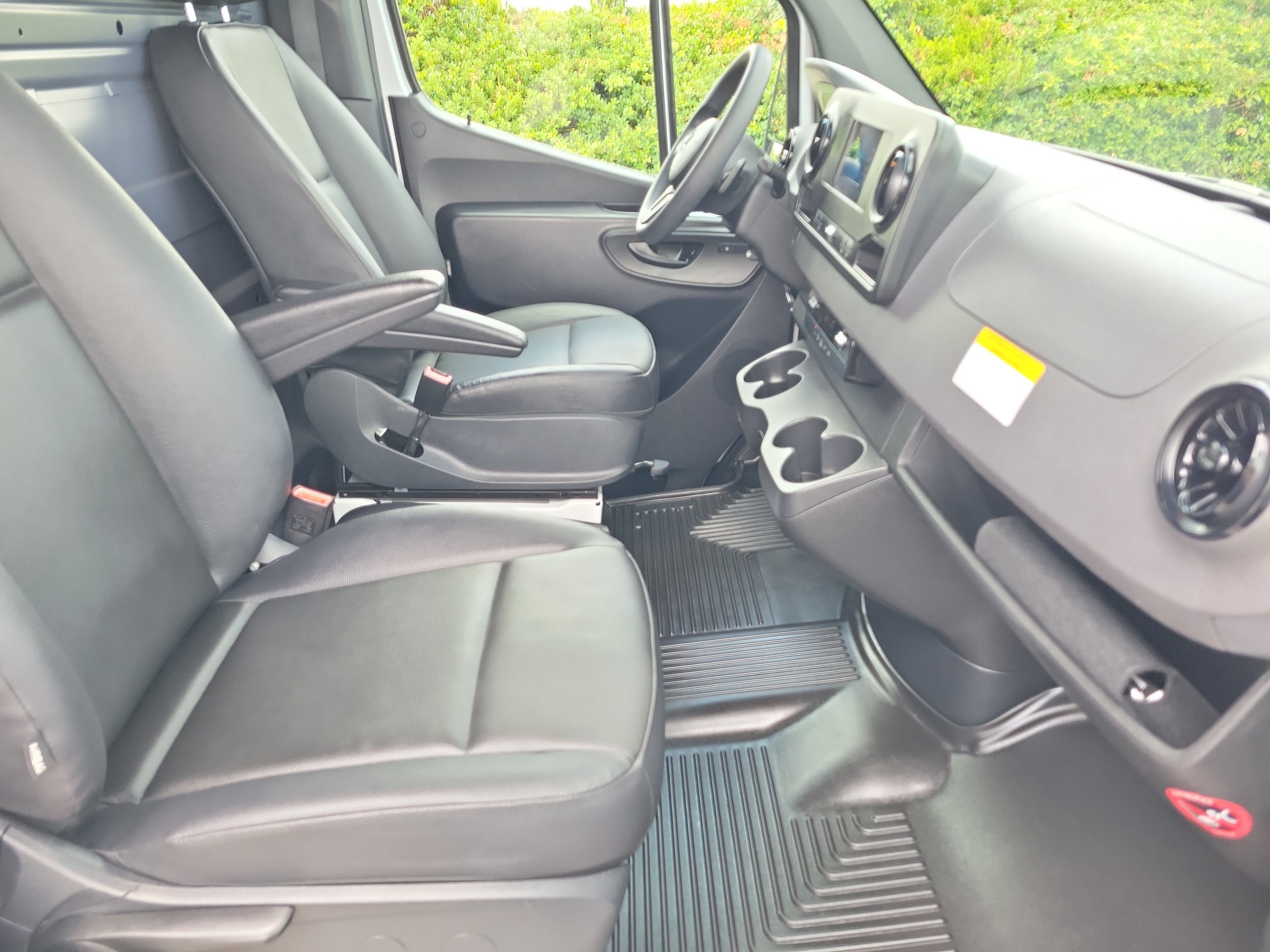 2024 Mercedes-Benz Sprinter Cargo Van Cargo 144 WB