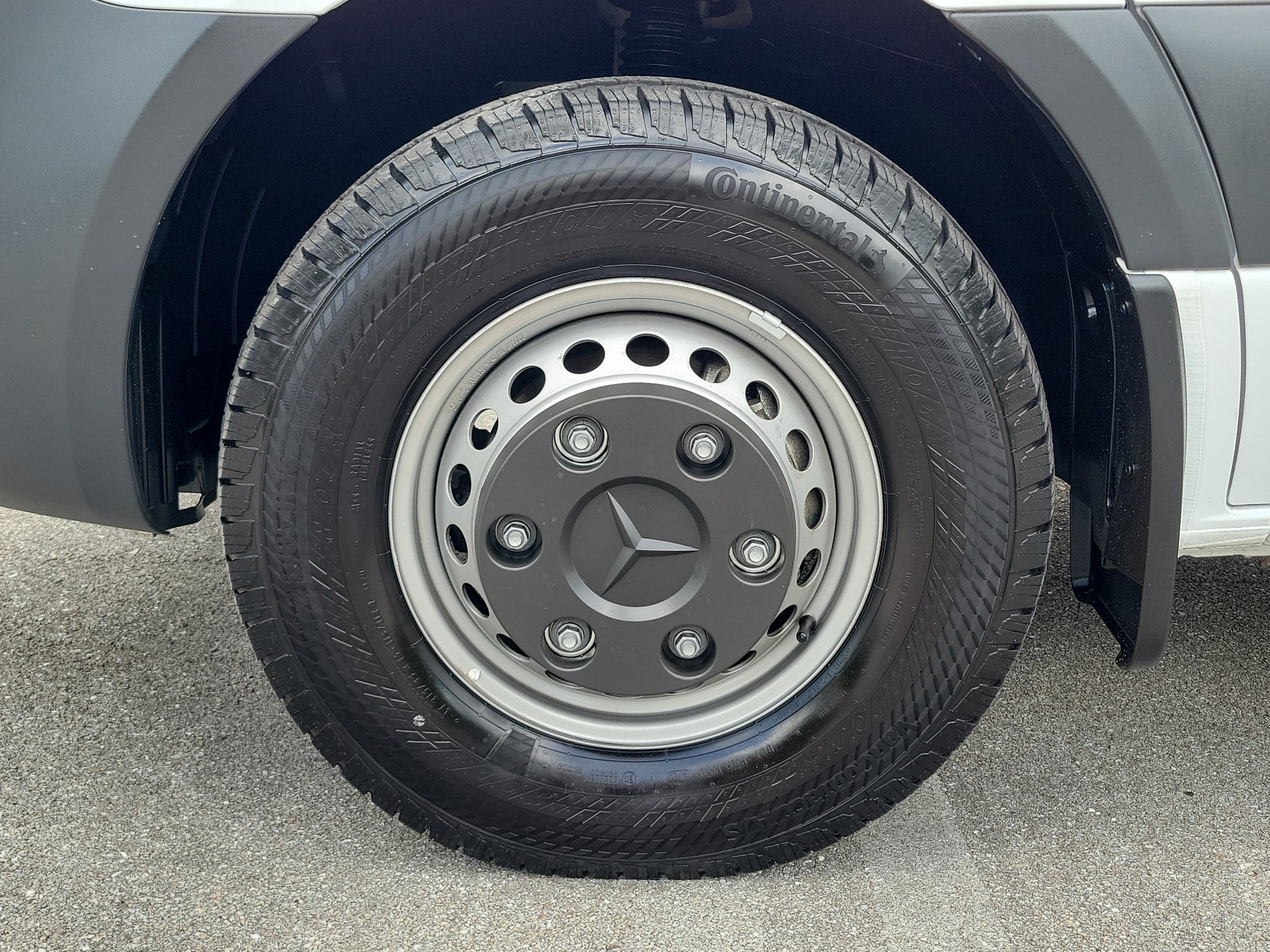 2024 Mercedes-Benz Sprinter Cargo Van Cargo 144 WB