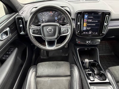 2021 Volvo XC40 R-Design