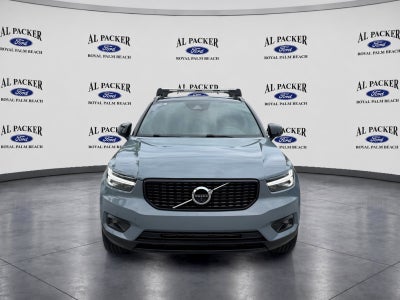 2021 Volvo XC40 R-Design