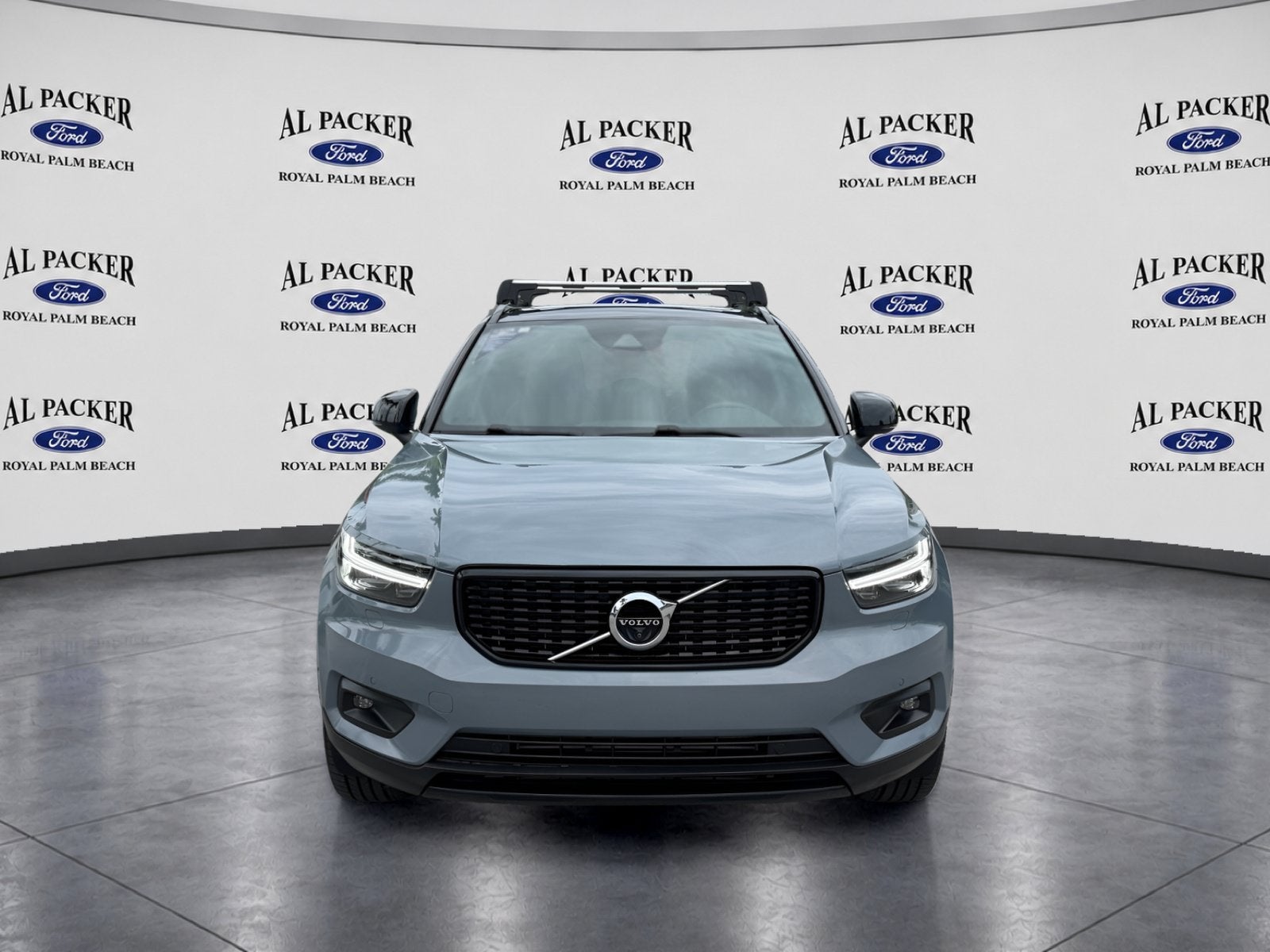 2021 Volvo XC40 R-Design