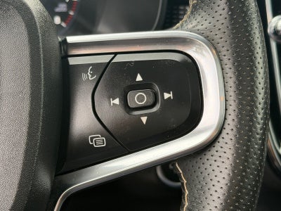 2021 Volvo XC40 R-Design