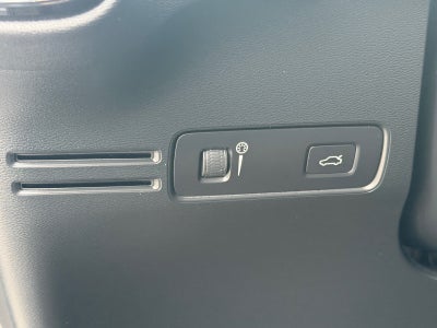 2021 Volvo XC40 R-Design