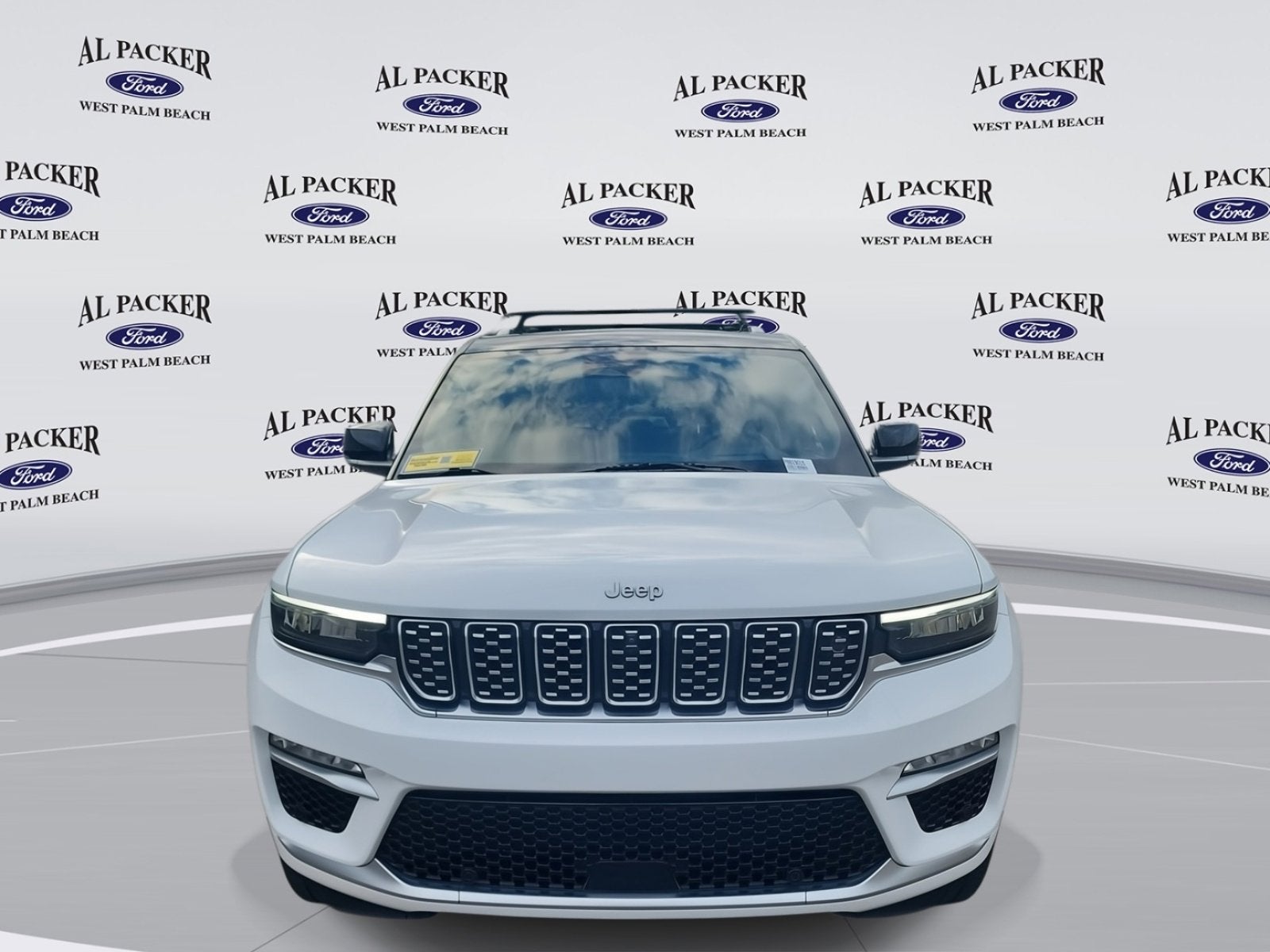 2023 Jeep Grand Cherokee Summit