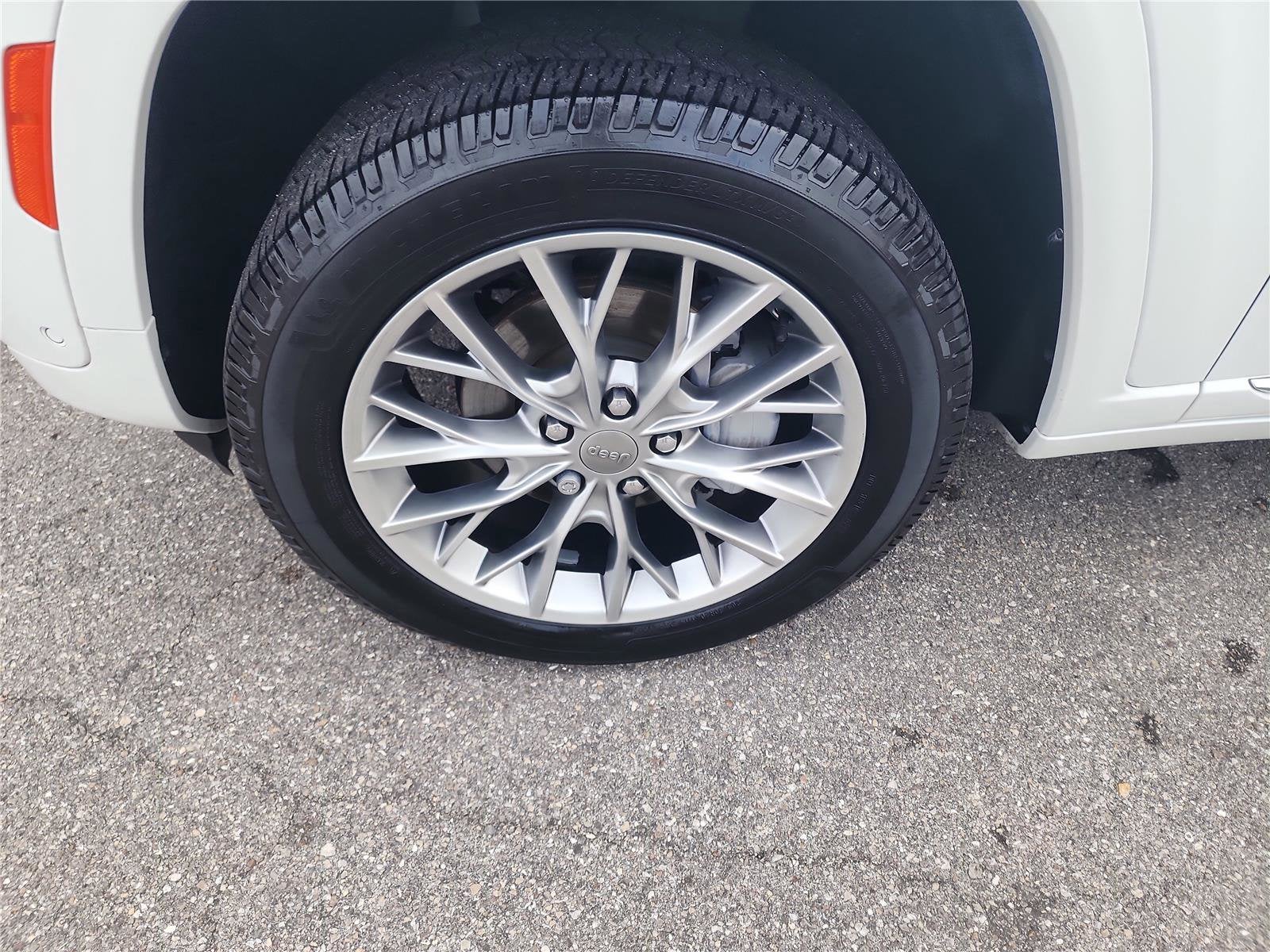 2023 Jeep Grand Cherokee Summit