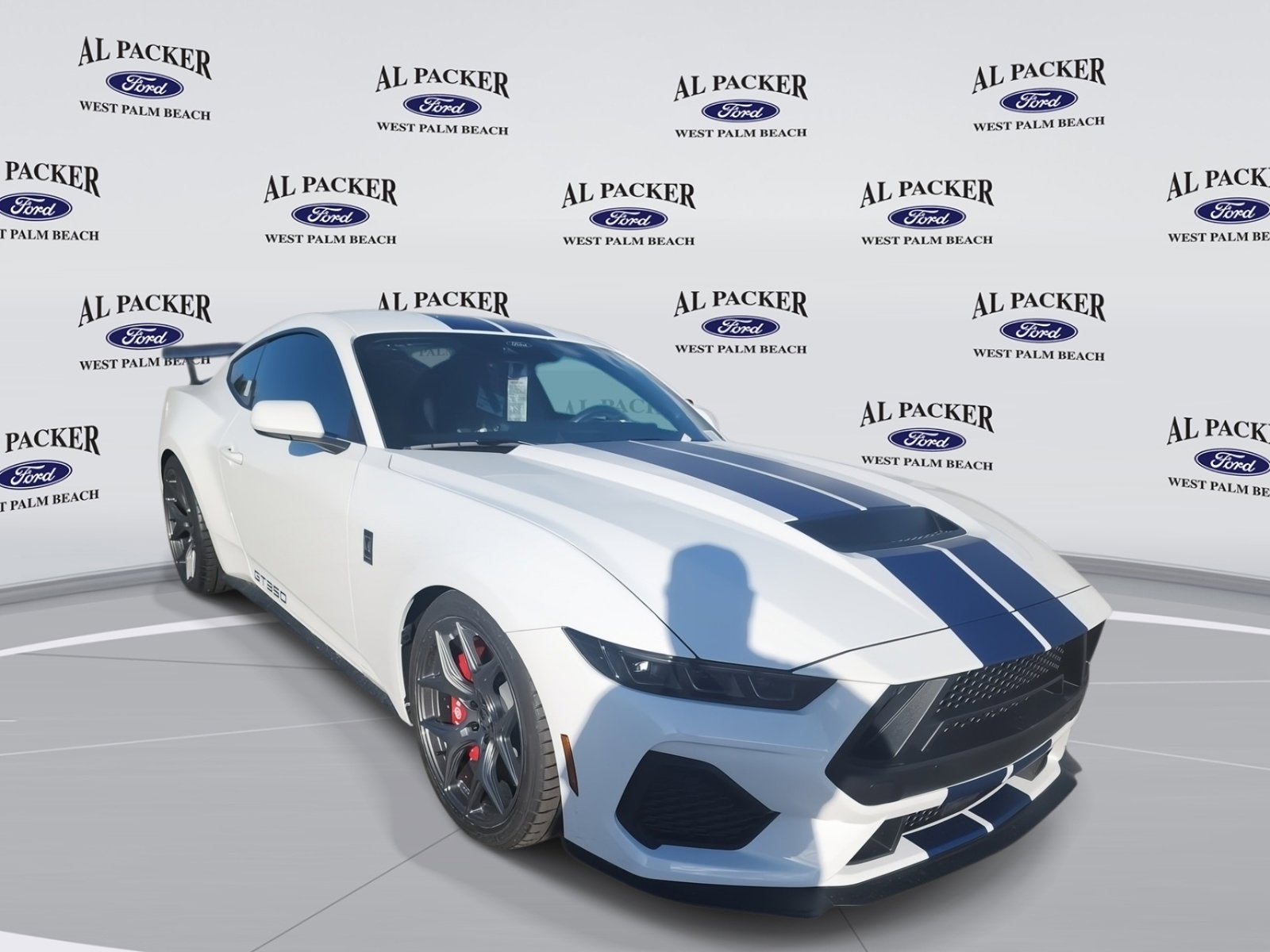 2025 Ford Mustang Premium