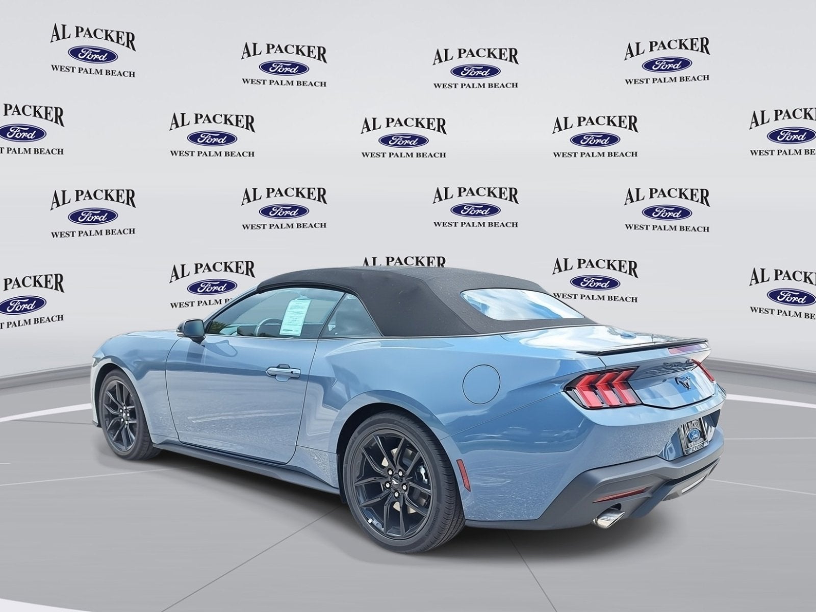 2025 Ford Mustang Premium