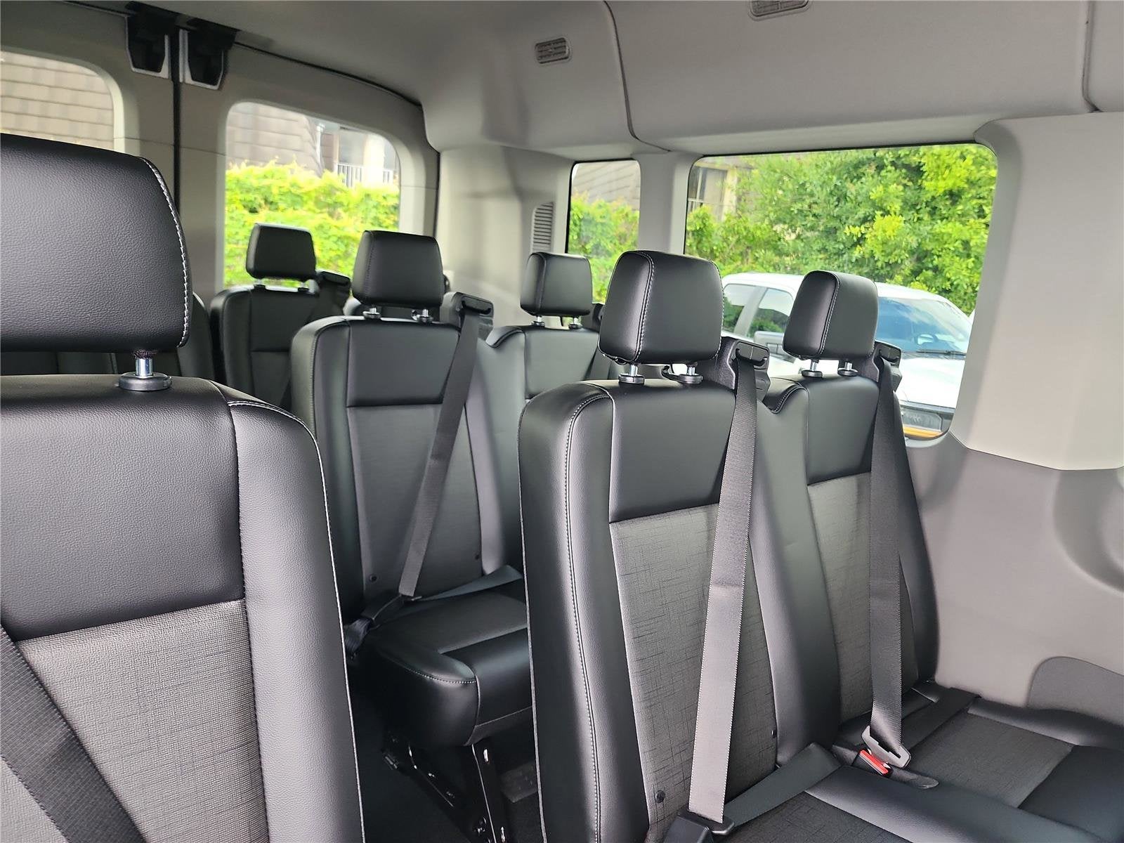 2026 Ford Transit Passenger Wagon XL