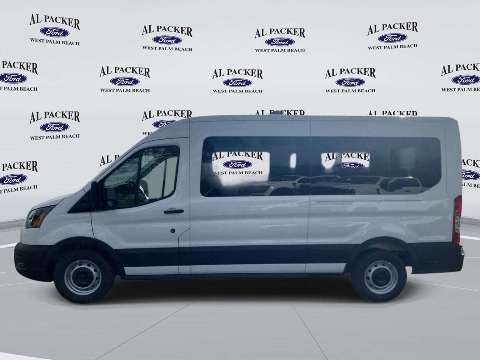 2026 Ford Transit Passenger Wagon XL