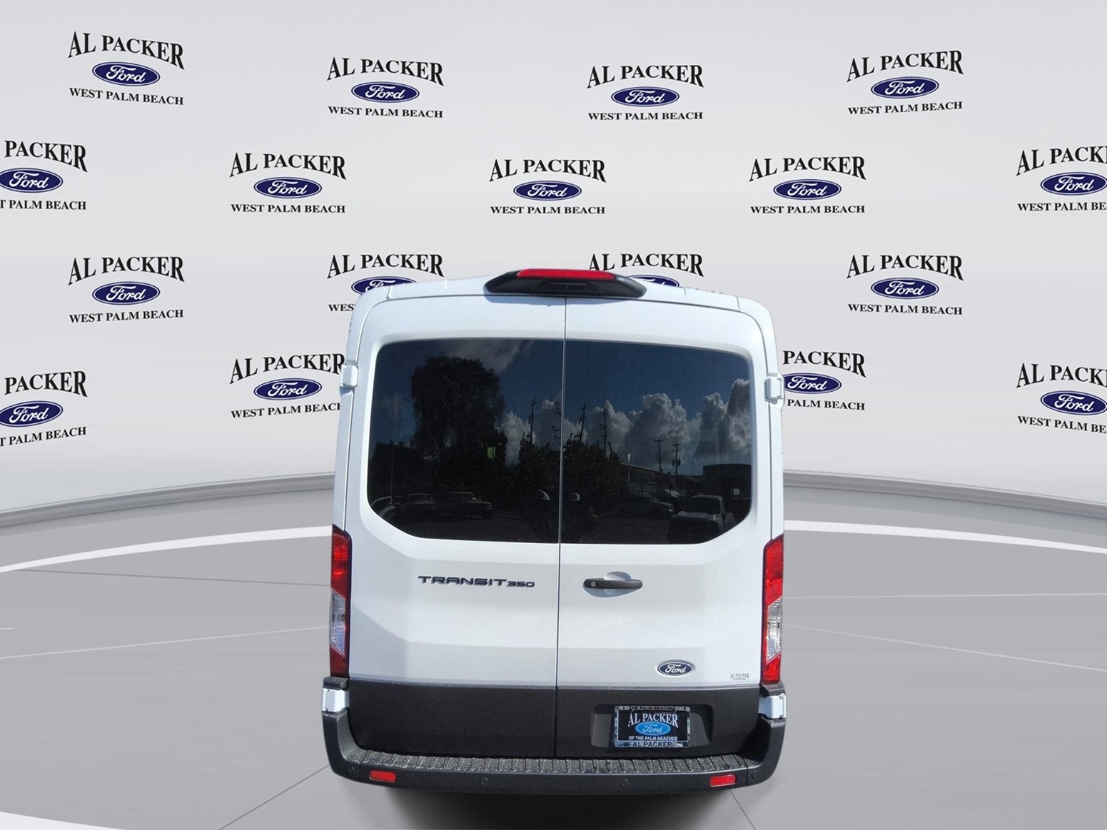 2026 Ford Transit Passenger Wagon XL