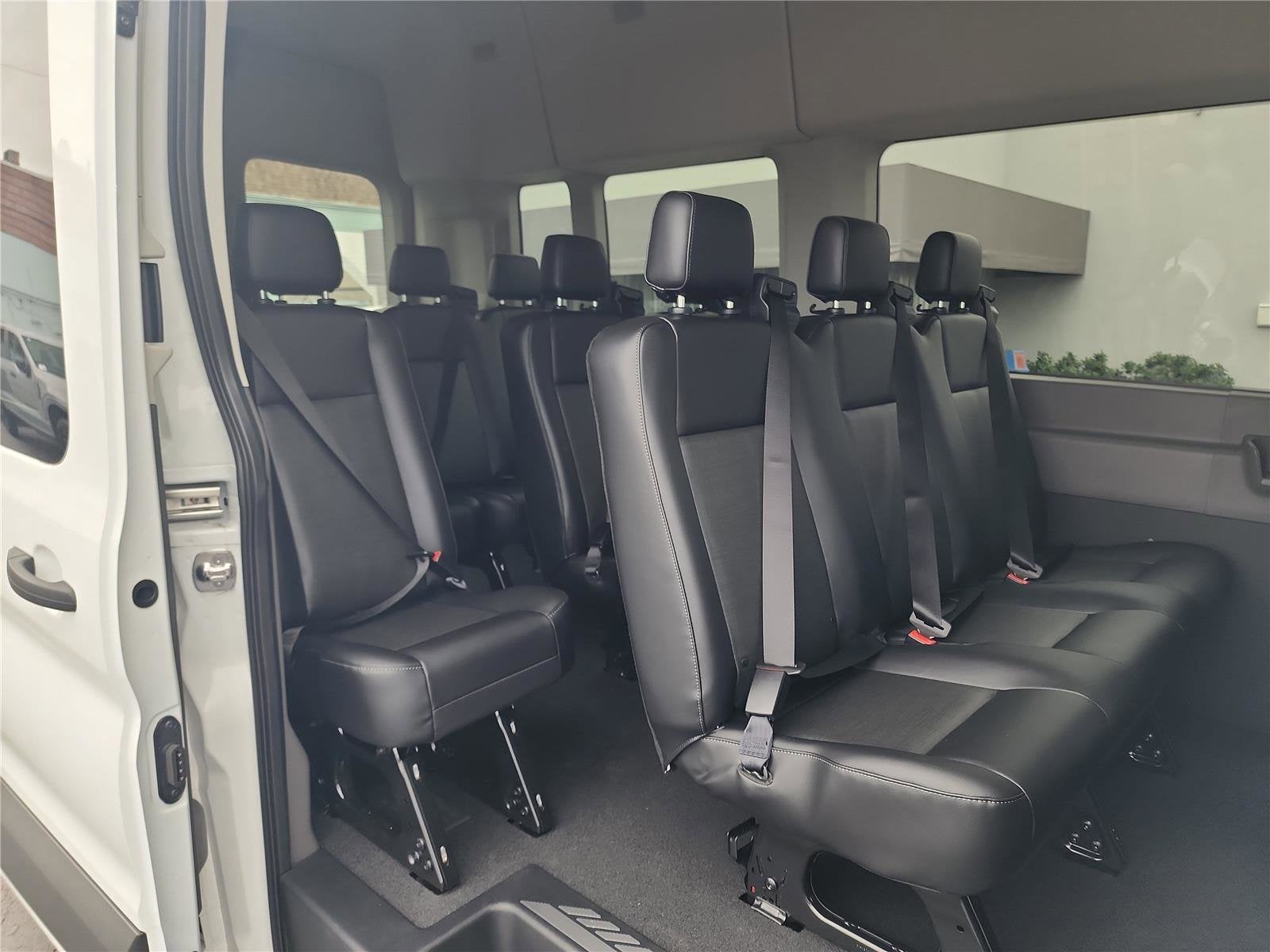 2025 Ford Transit Passenger Wagon XL