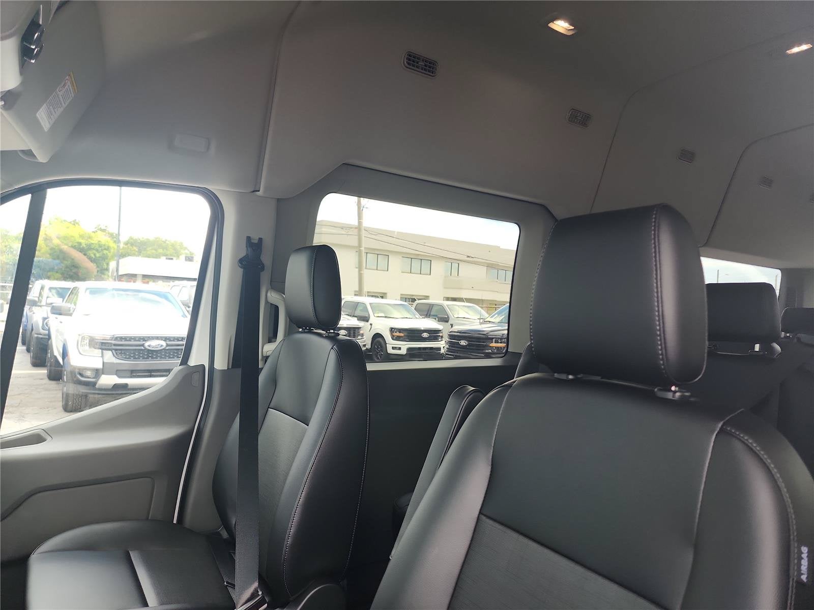 2026 Ford Transit Passenger Wagon XL